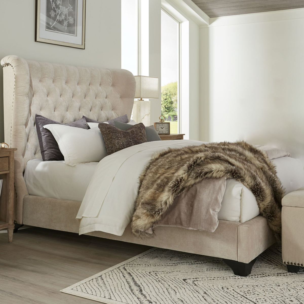 Chloe - Bed