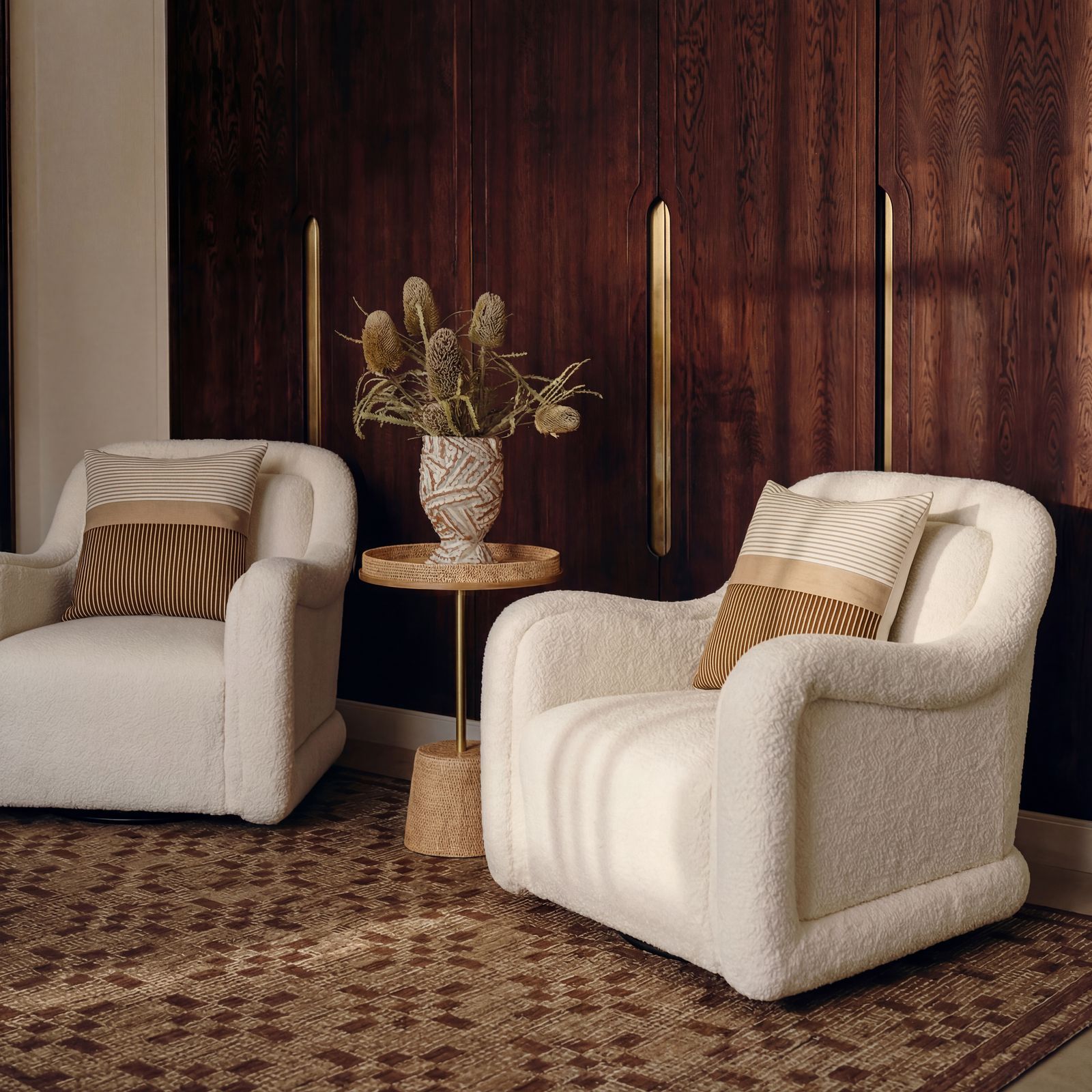 Deco - 20" Square Pillow