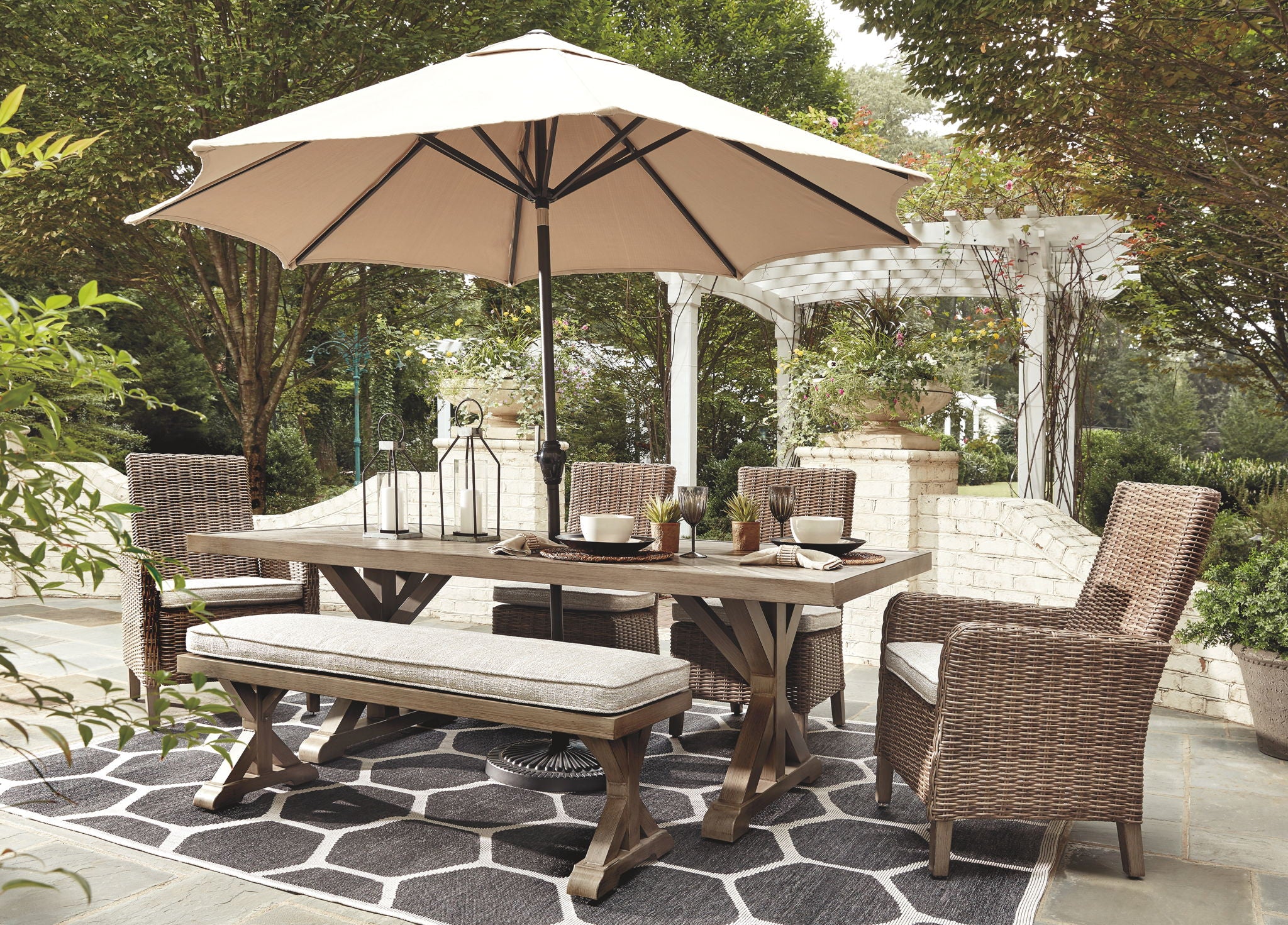 Beachcroft - Rect Dining Table W/Umb Opt - Urban Living Furniture (Los Angeles, CA)