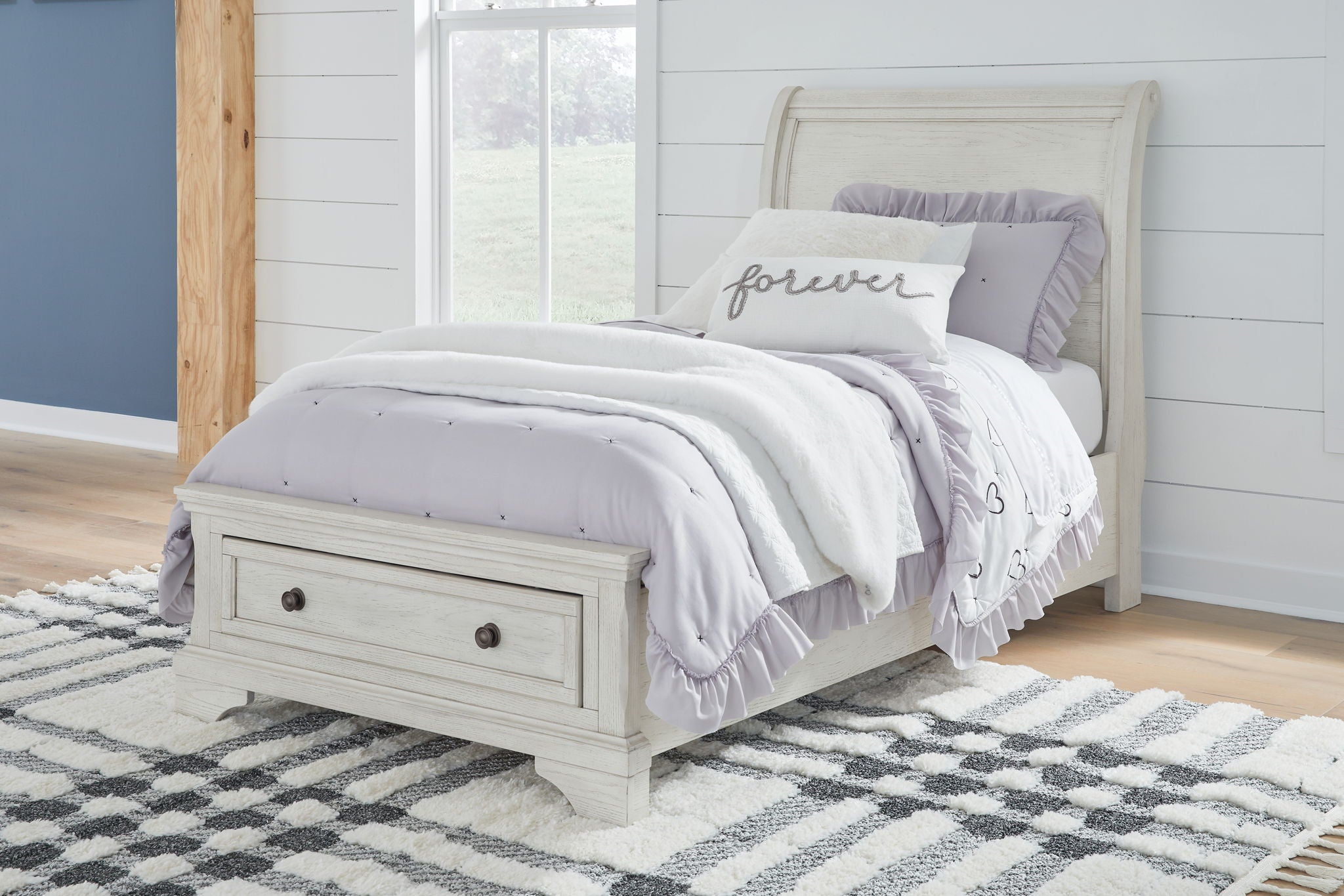 Robbinsdale - Sleigh Bed - Urban Living Furniture (Los Angeles, CA)