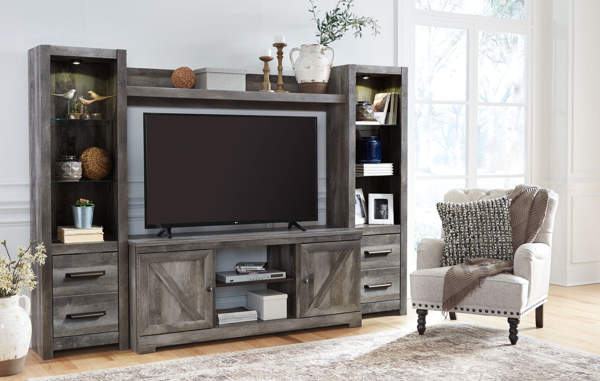 Wynnlow - Home Entertainment Set - Urban Living Furniture (Los Angeles, CA)