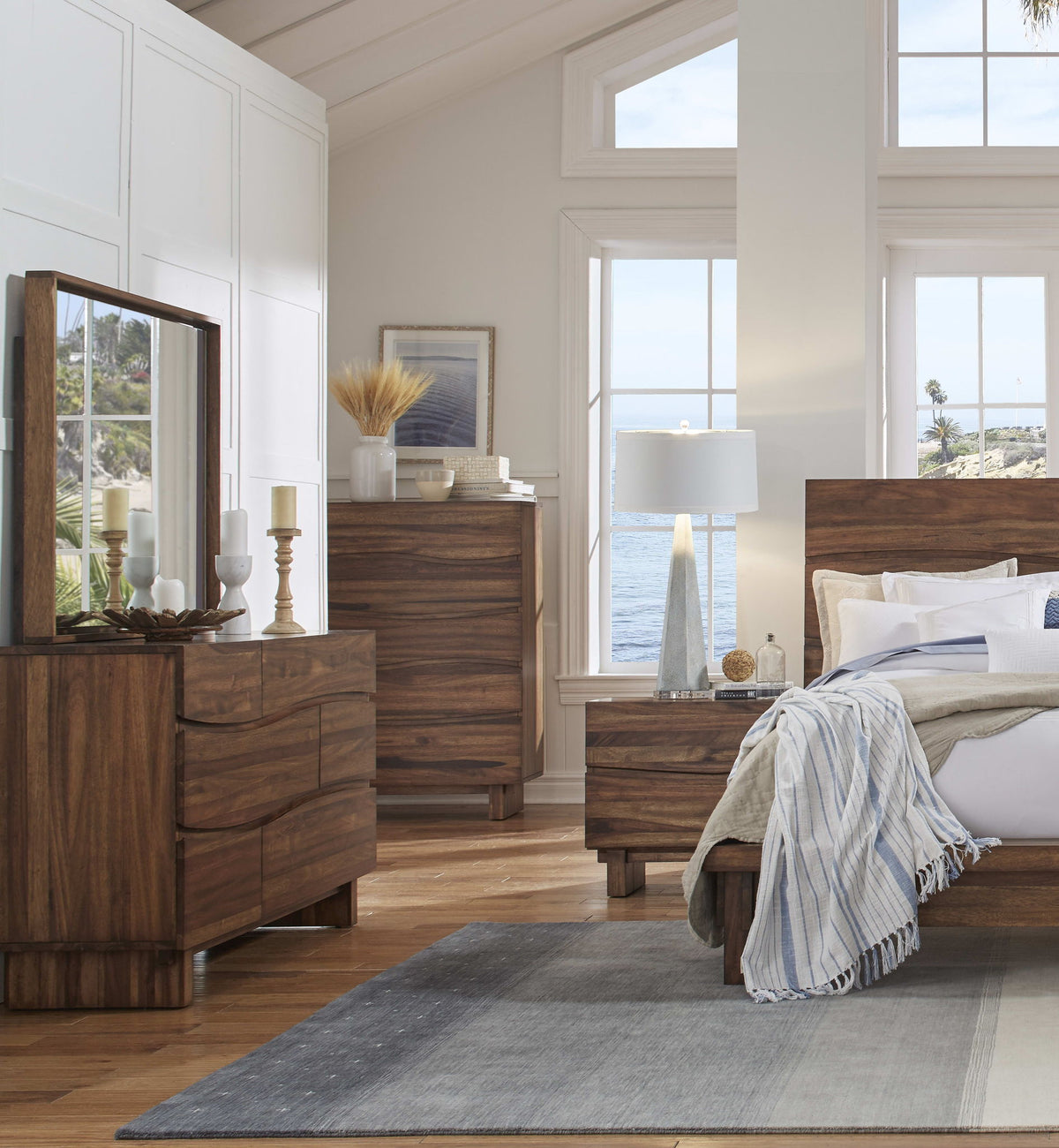 Ocean - Five Drawer Solid Wood Chest - Natural Sengon (2024)