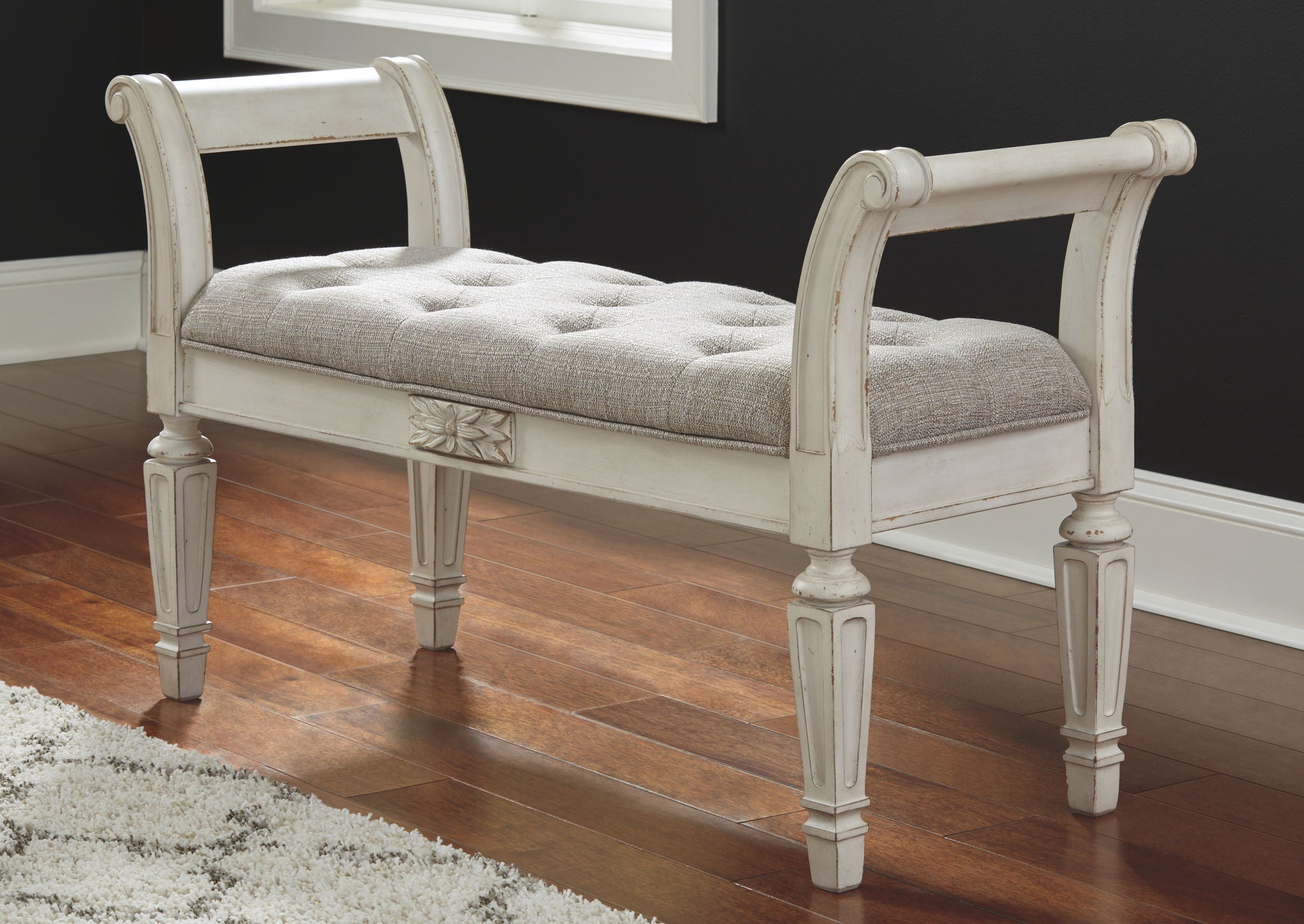 Realyn - Antique White - Accent Bench - Urban Living Furniture (Los Angeles, CA)