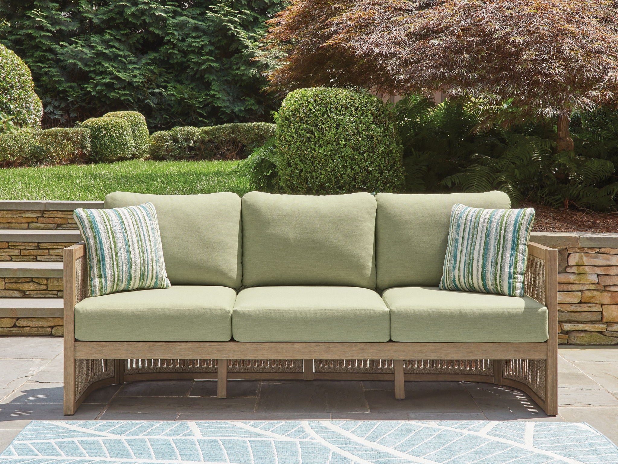 Serena Shores - Beige / Green - Sofa With Cushion