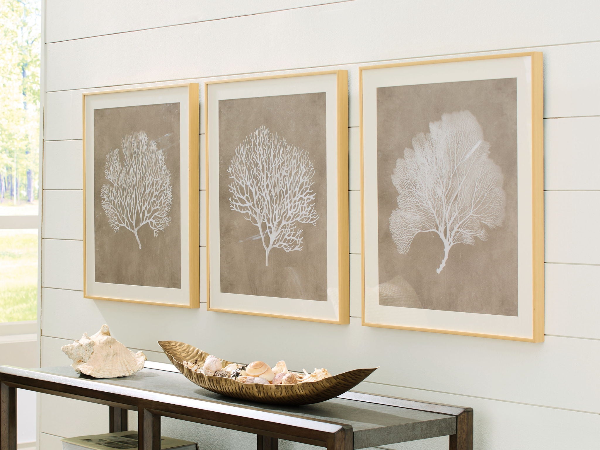 Hendridge - Taupe / White - Wall Art Set (Set of 3) - Urban Living Furniture (Los Angeles, CA)