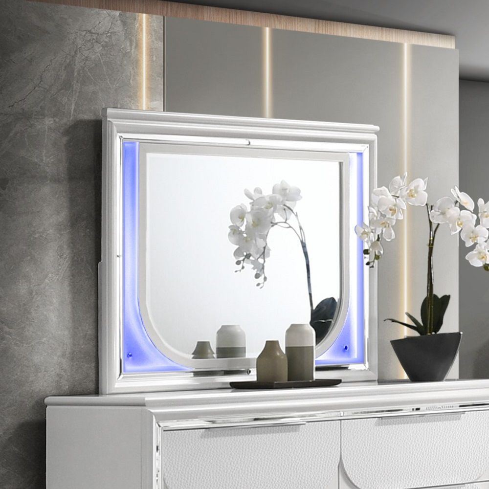 Tarian - Mirror With LED - Pearl White - Urban Living Furniture (Los Angeles, CA)