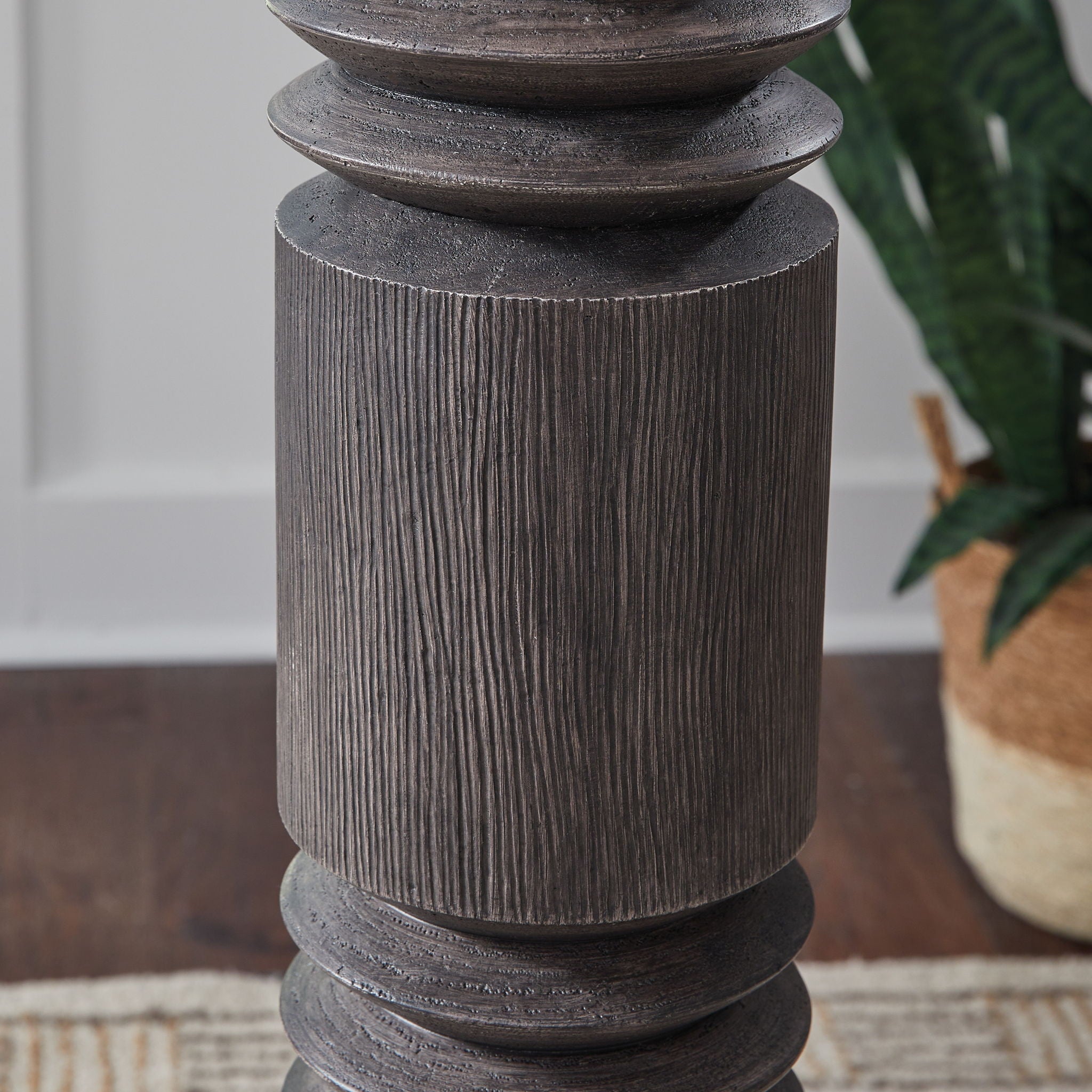 Fainwell - Distressed Black - Poly Floor Lamp - Urban Living Furniture (Los Angeles, CA)