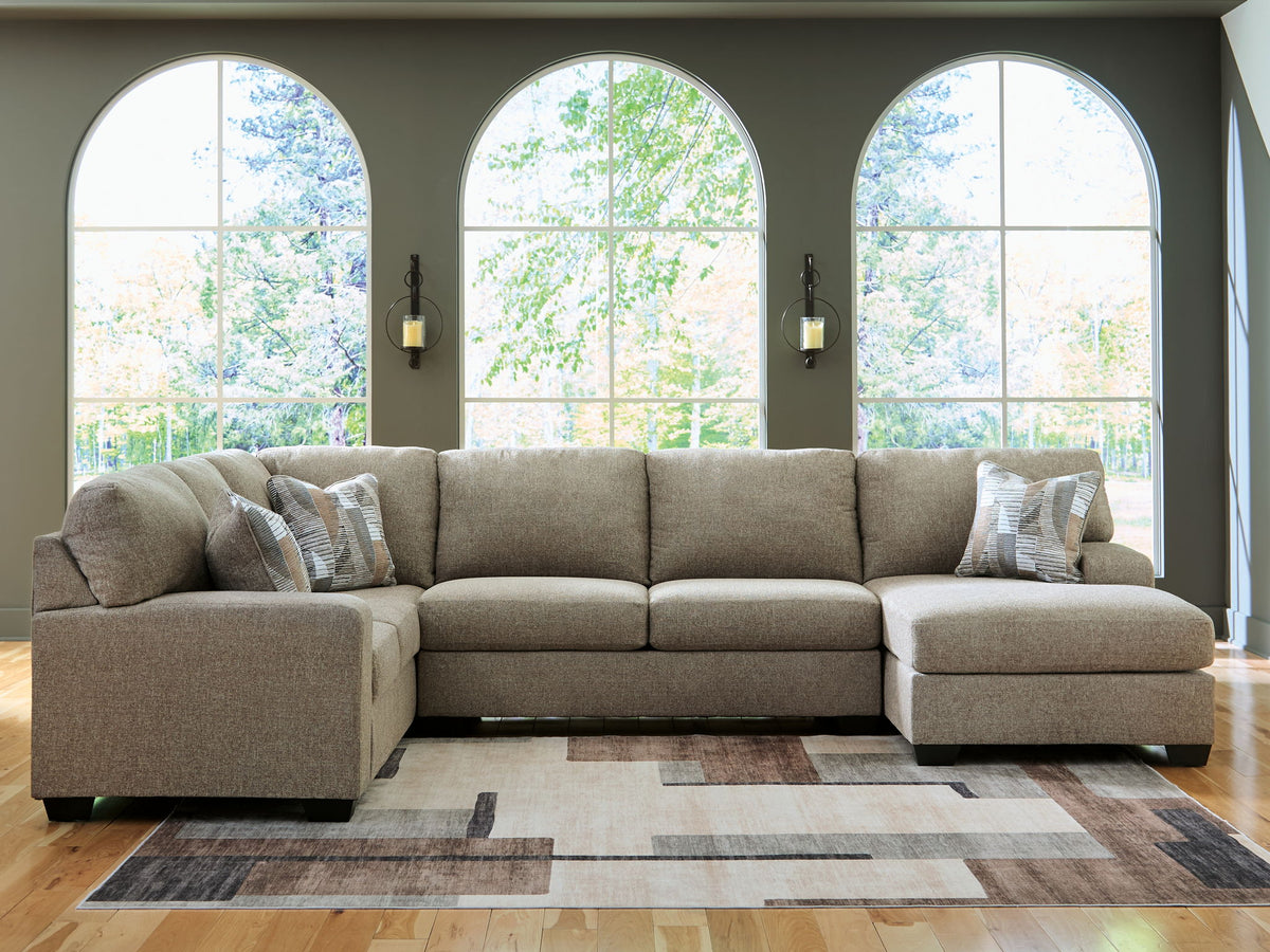 Newellen - 3 Piece Sectional
