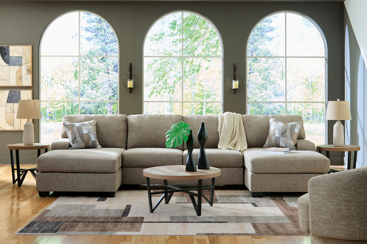 Newellen - 3 Piece Sectional