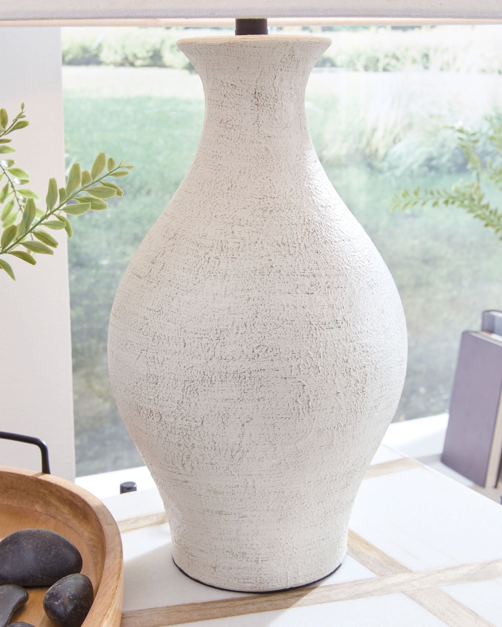 Ashbend - Ceramic Table Lamp - Antique White - Urban Living Furniture (Los Angeles, CA)