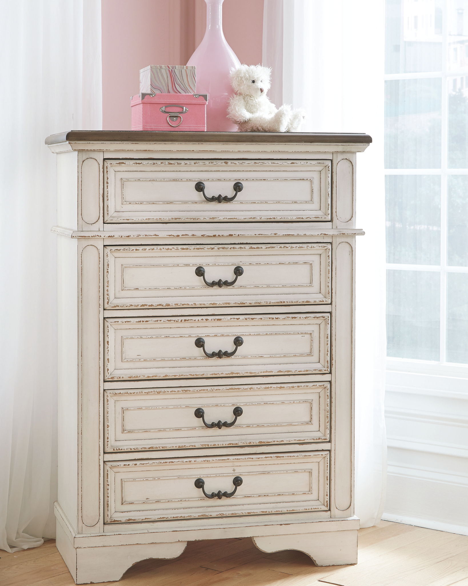 Realyn - Chipped White - Chest - Urban Living Furniture (Los Angeles, CA)