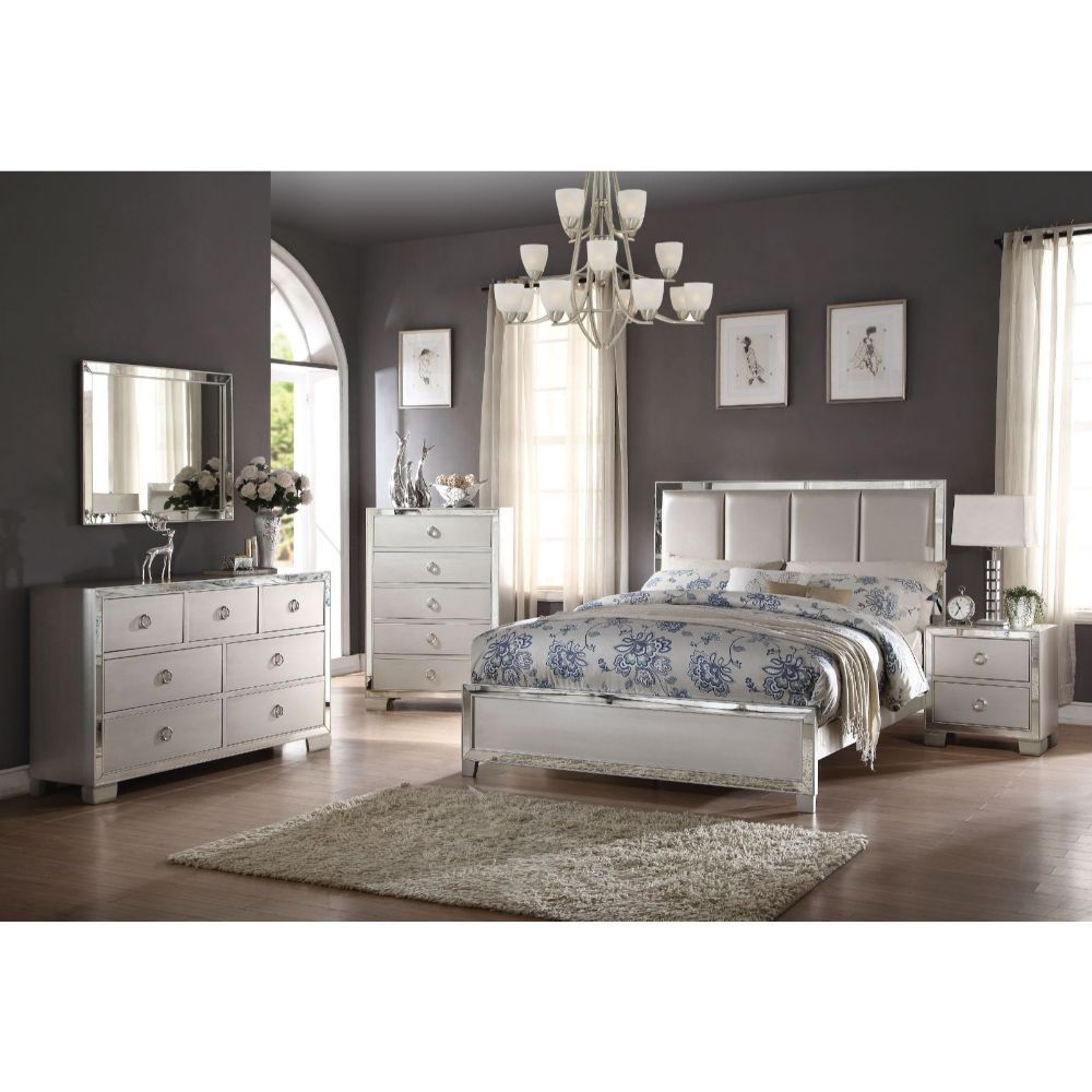 Voeville II - Bed (Padded HB) - Urban Living Furniture (Los Angeles, CA)