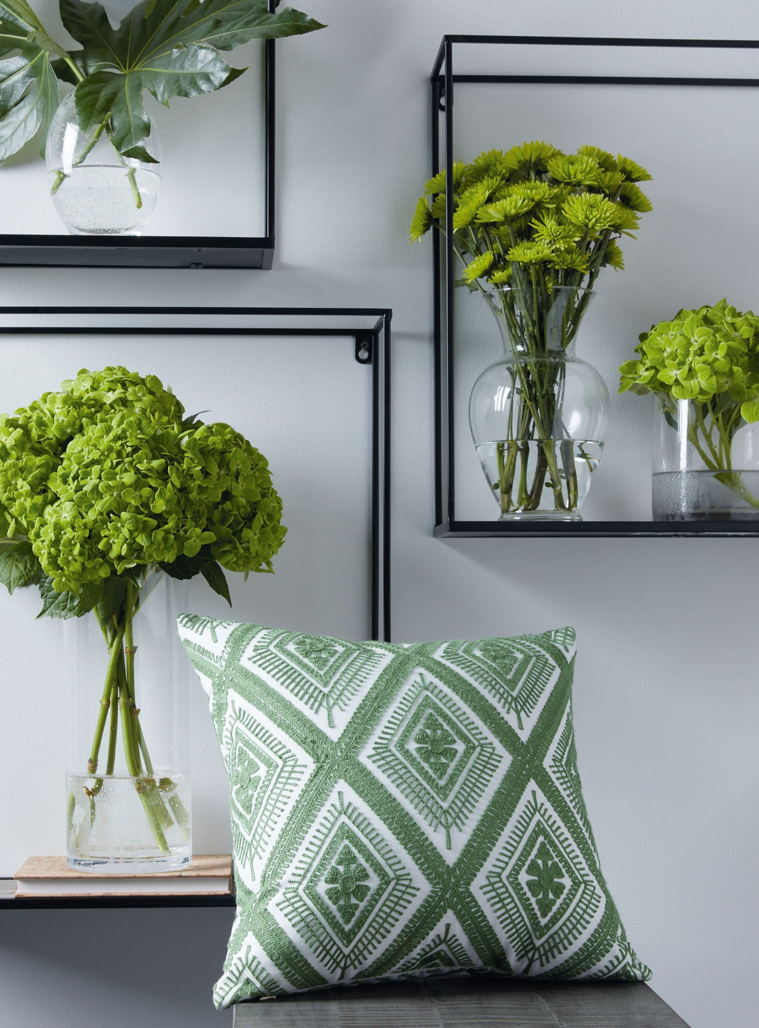 Bellvale - Green / White - Pillow (Set of 4) - Urban Living Furniture (Los Angeles, CA)