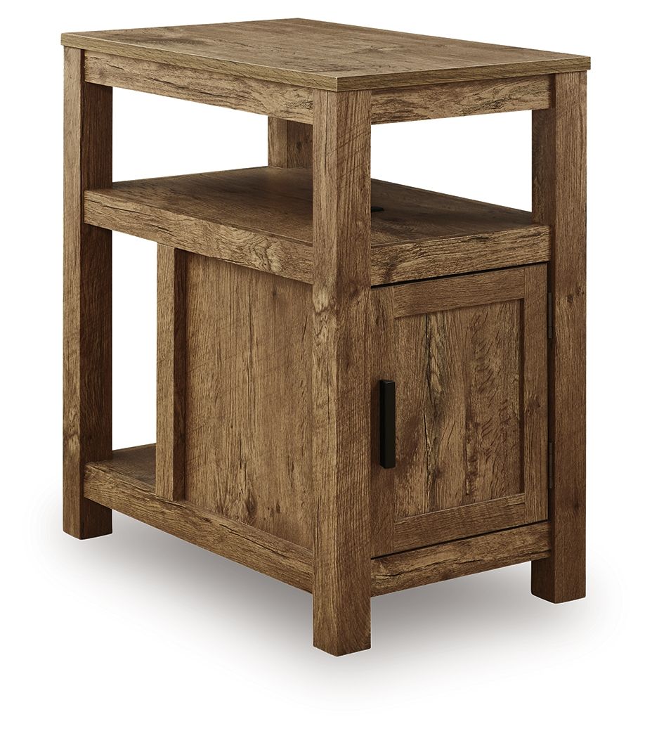 Fendenmore - Chair Side End Table - Urban Living Furniture (Los Angeles, CA)