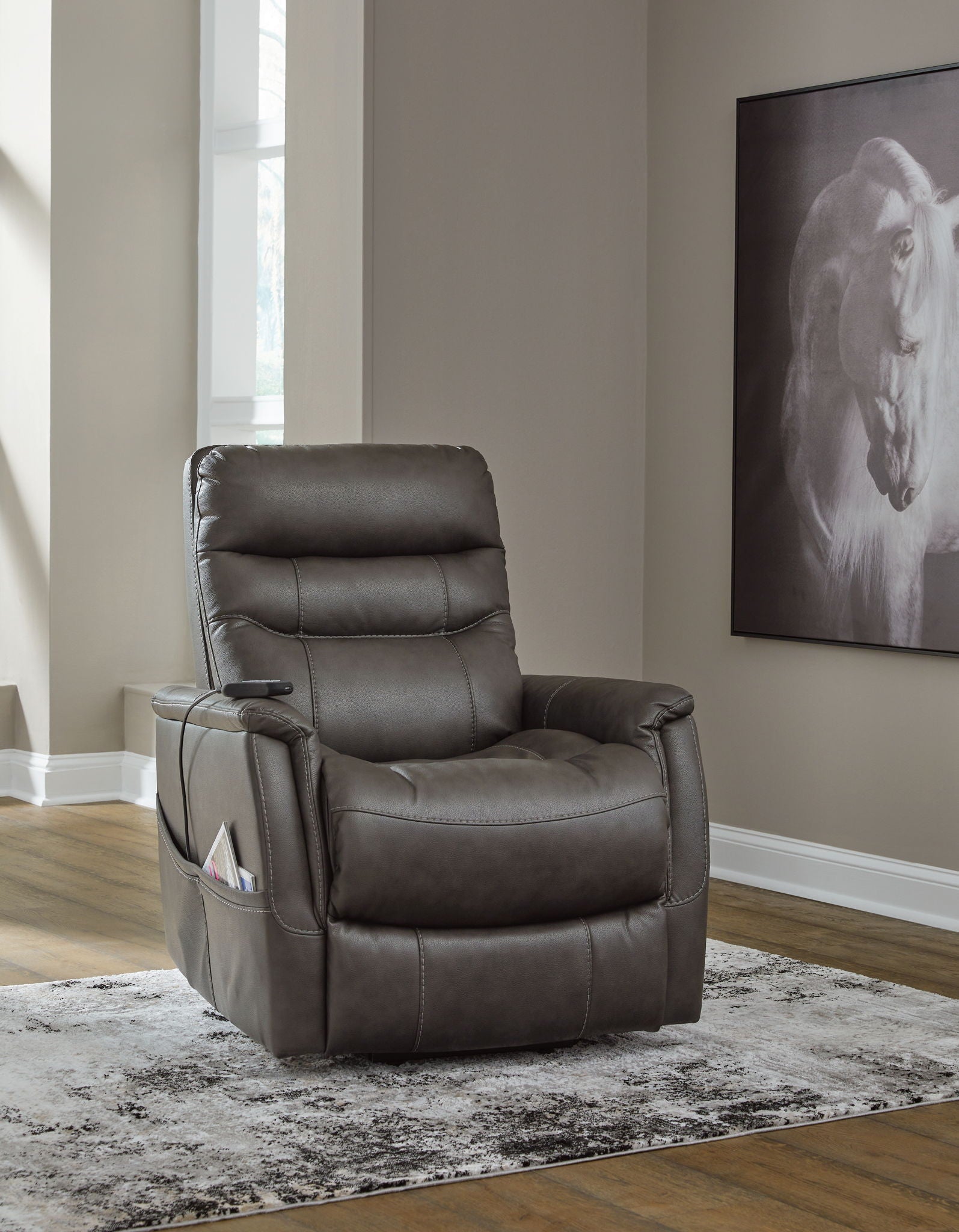 Strawbill - Power Lift Recliner - Urban Living Furniture (Los Angeles, CA)