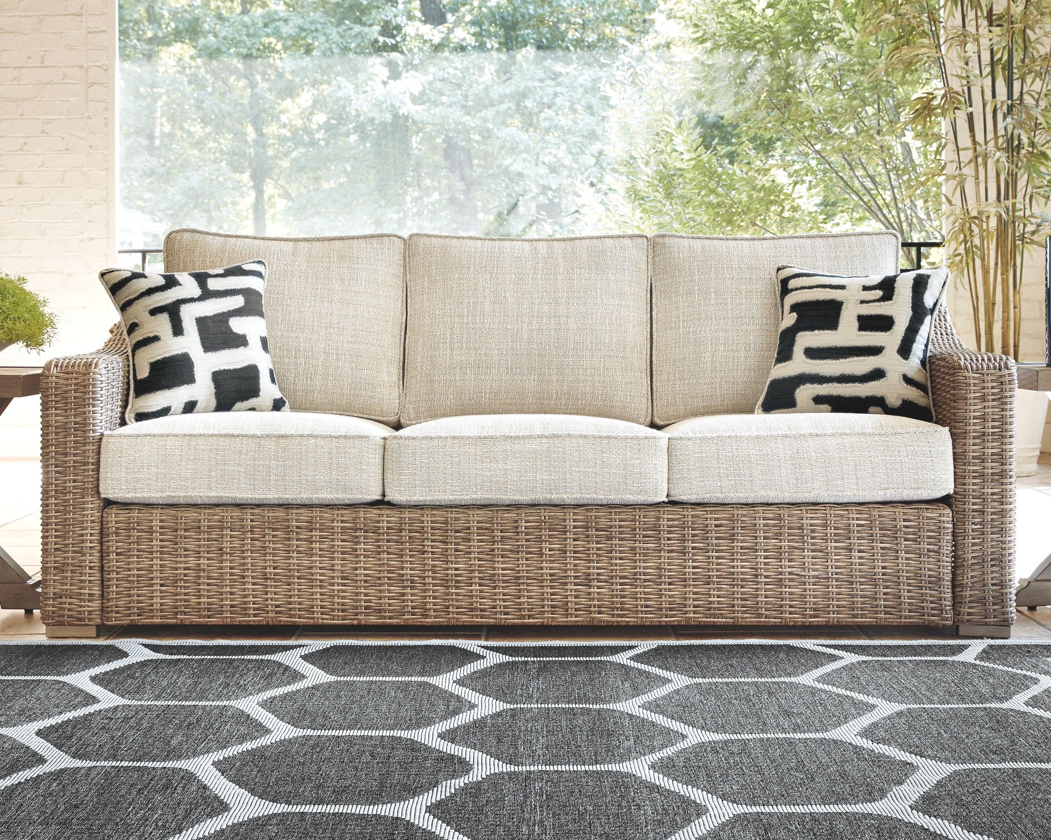 Beachcroft - Sofa With Cushion - Urban Living Furniture (Los Angeles, CA)