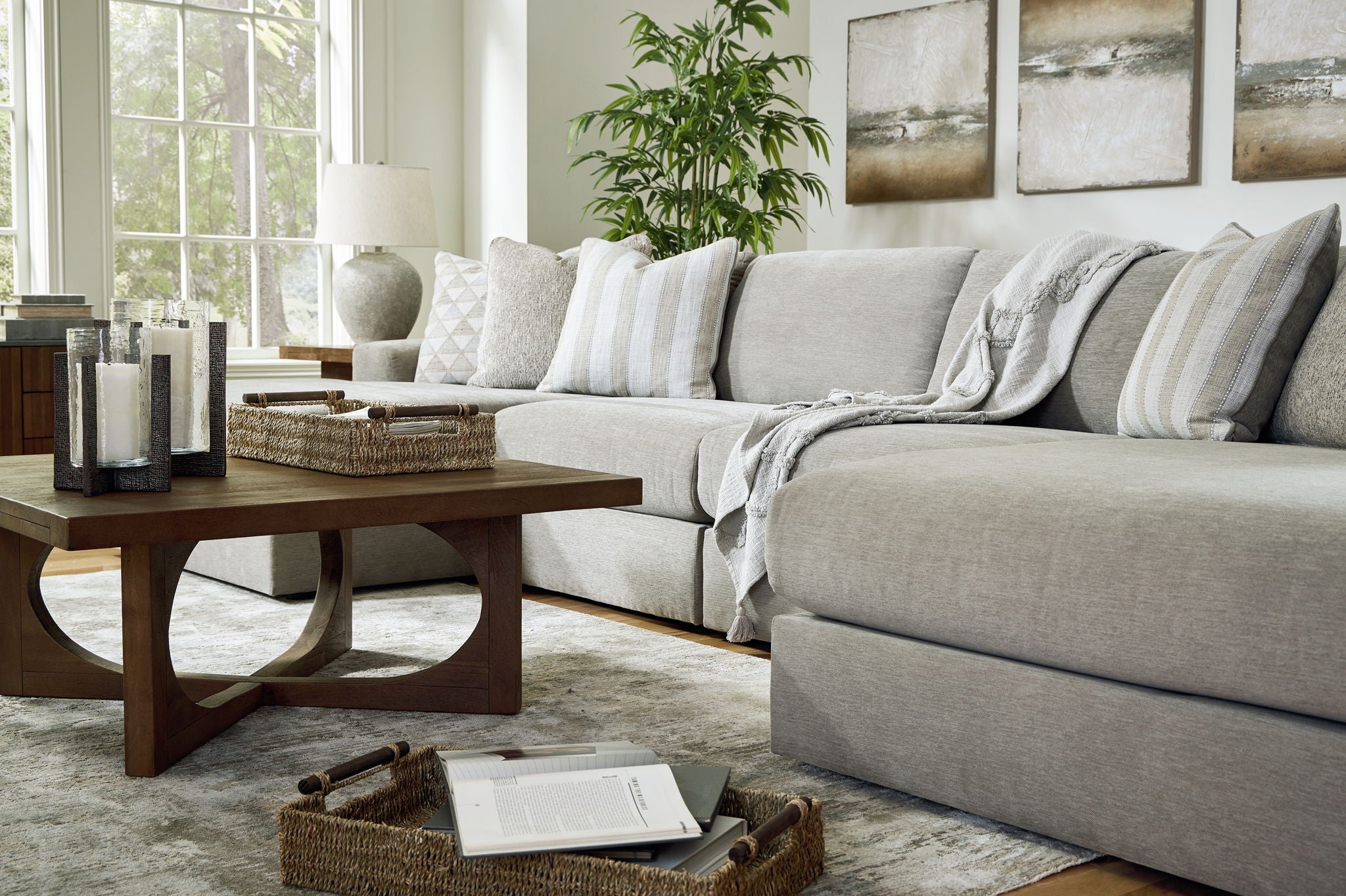 Avaliyah - Sectional - Urban Living Furniture (Los Angeles, CA)