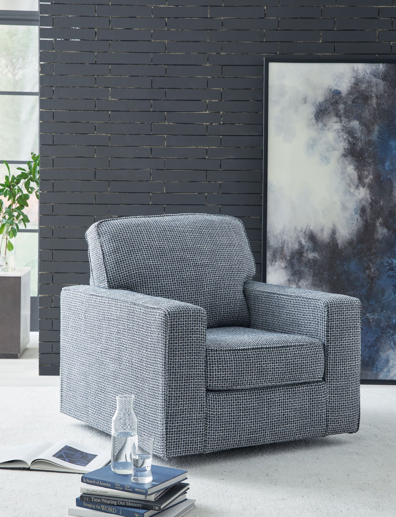 Olwenburg - Swivel Accent Chair - Urban Living Furniture (Los Angeles, CA)