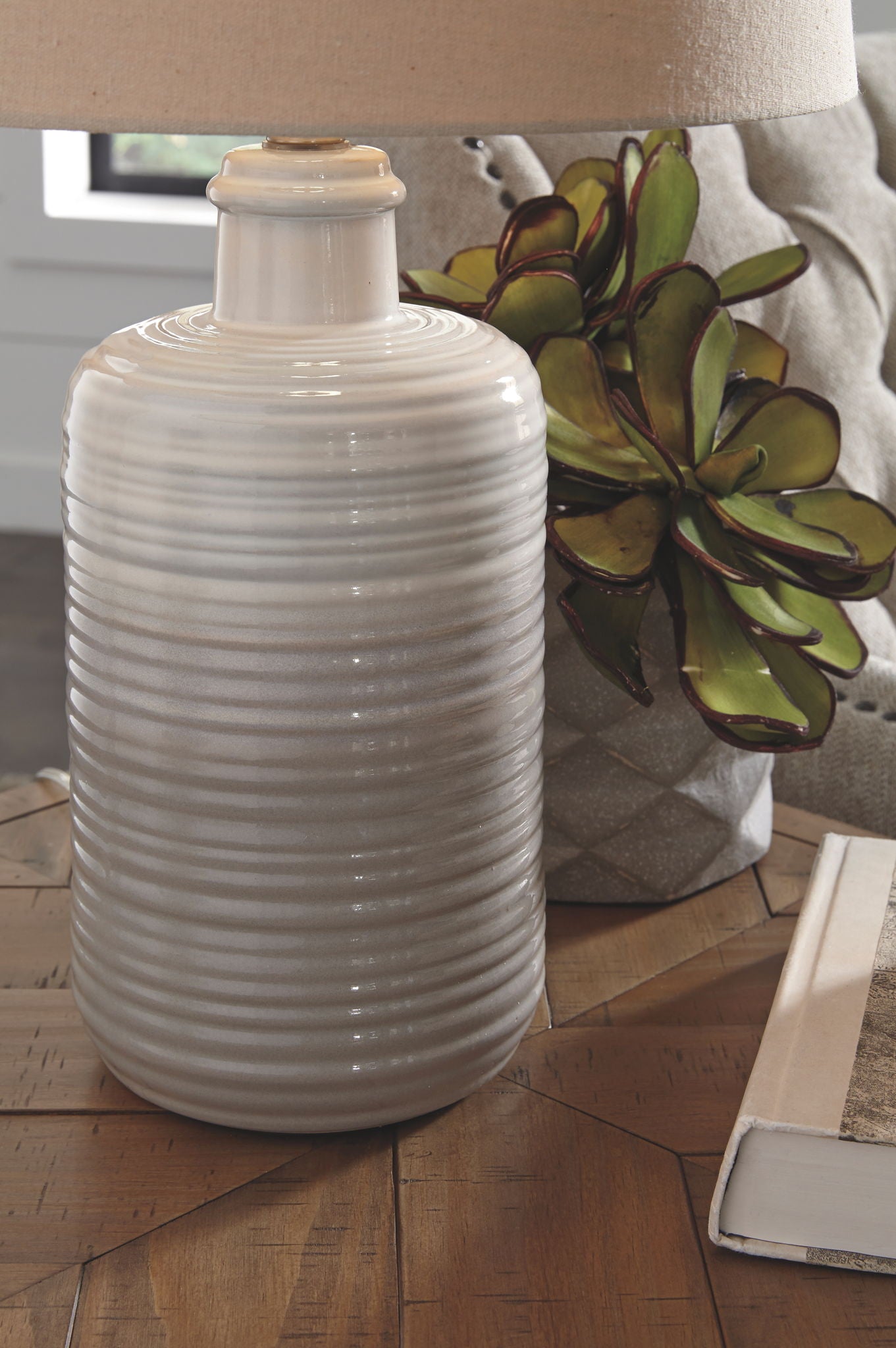 Marnina - Ceramic Table Lamp (Set of 2) - Taupe - Urban Living Furniture (Los Angeles, CA)