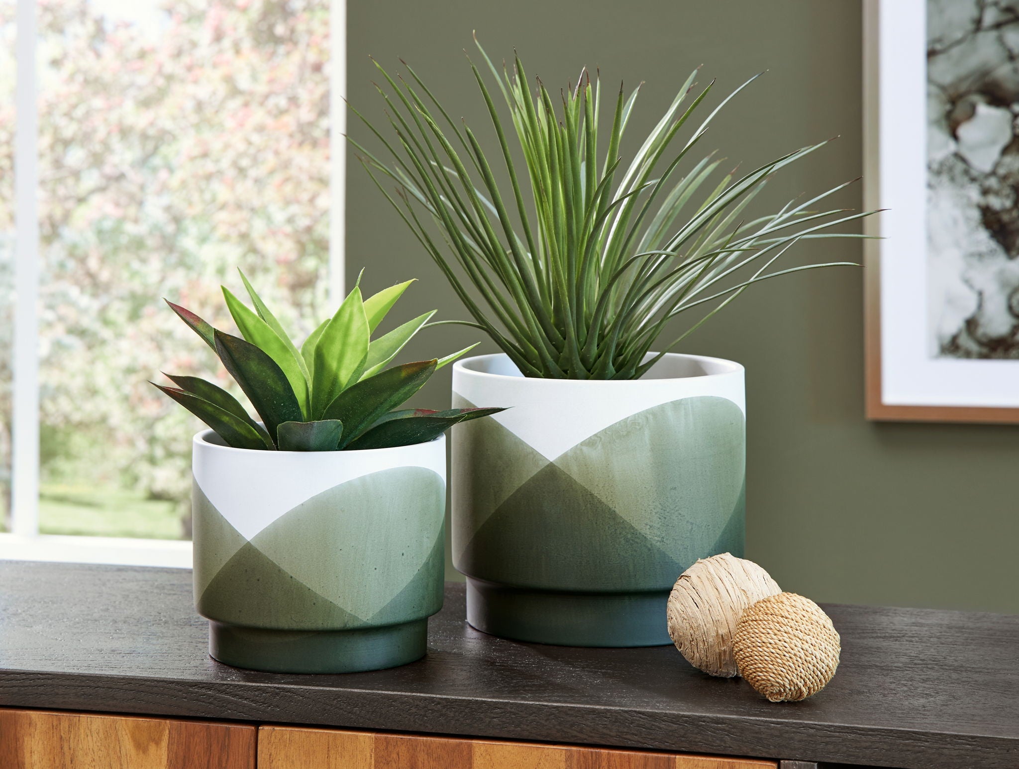 Ardenridge - Green / White - Planter Set (Set of 2) - Urban Living Furniture (Los Angeles, CA)