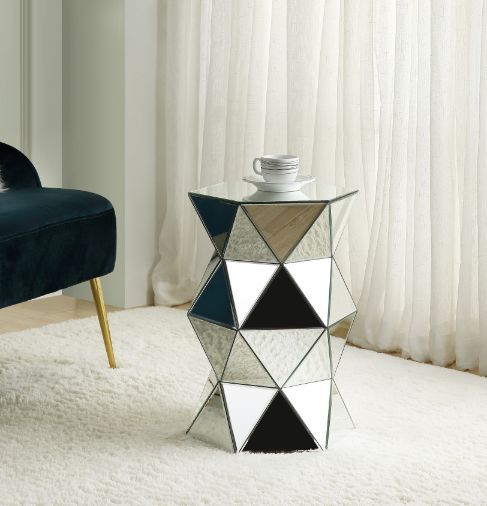 Dominic - 20" Pedestal Stand - Mirrored - Urban Living Furniture (Los Angeles, CA)