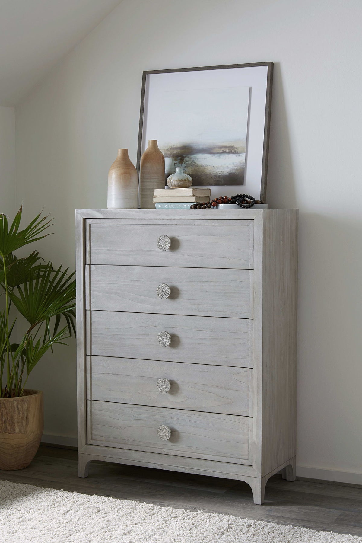 Boho Chic - Five-Drawer Chest - Washed White (2024)