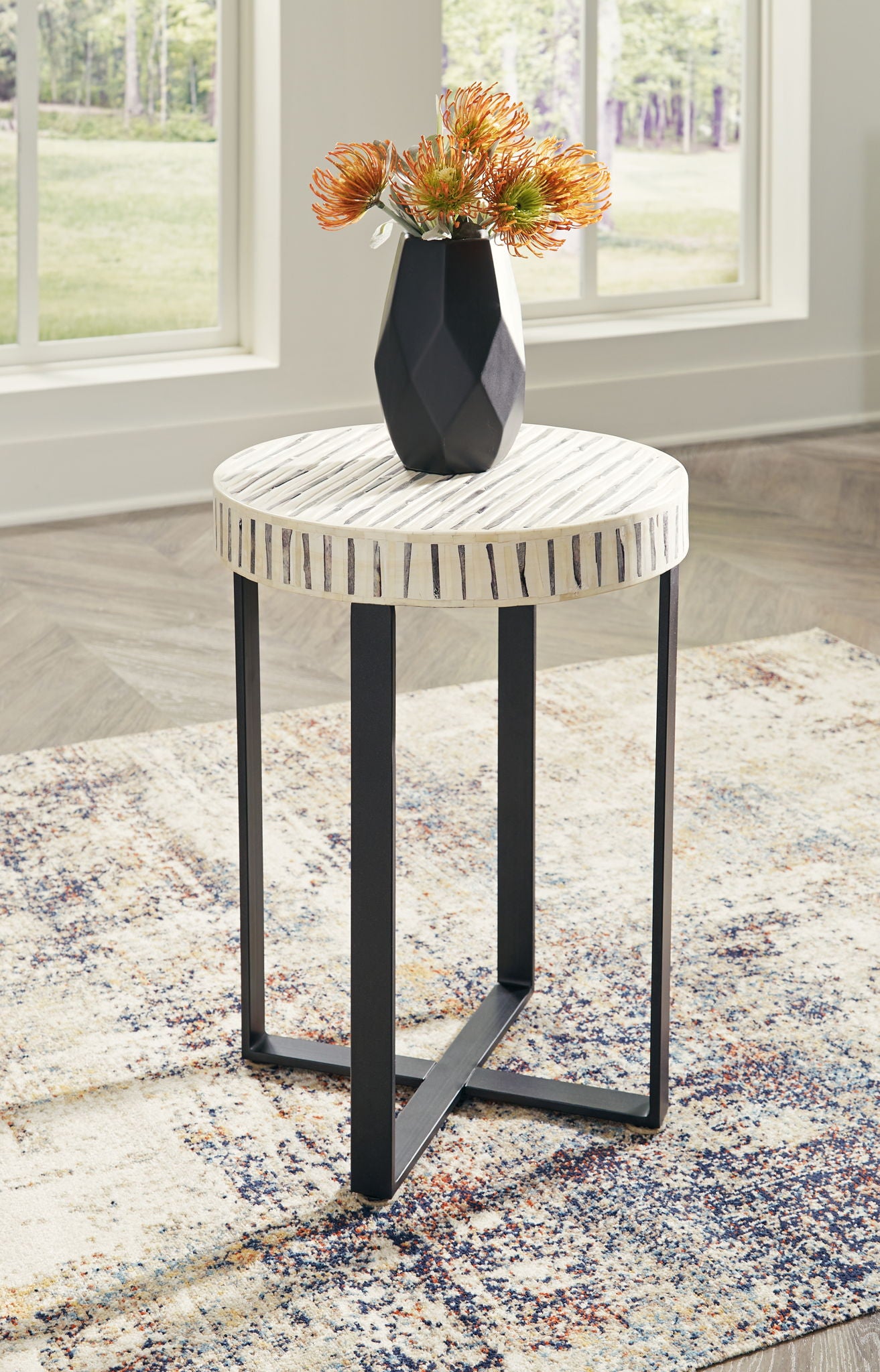 Crewridge - Black / Cream - Accent Table - Urban Living Furniture (Los Angeles, CA)