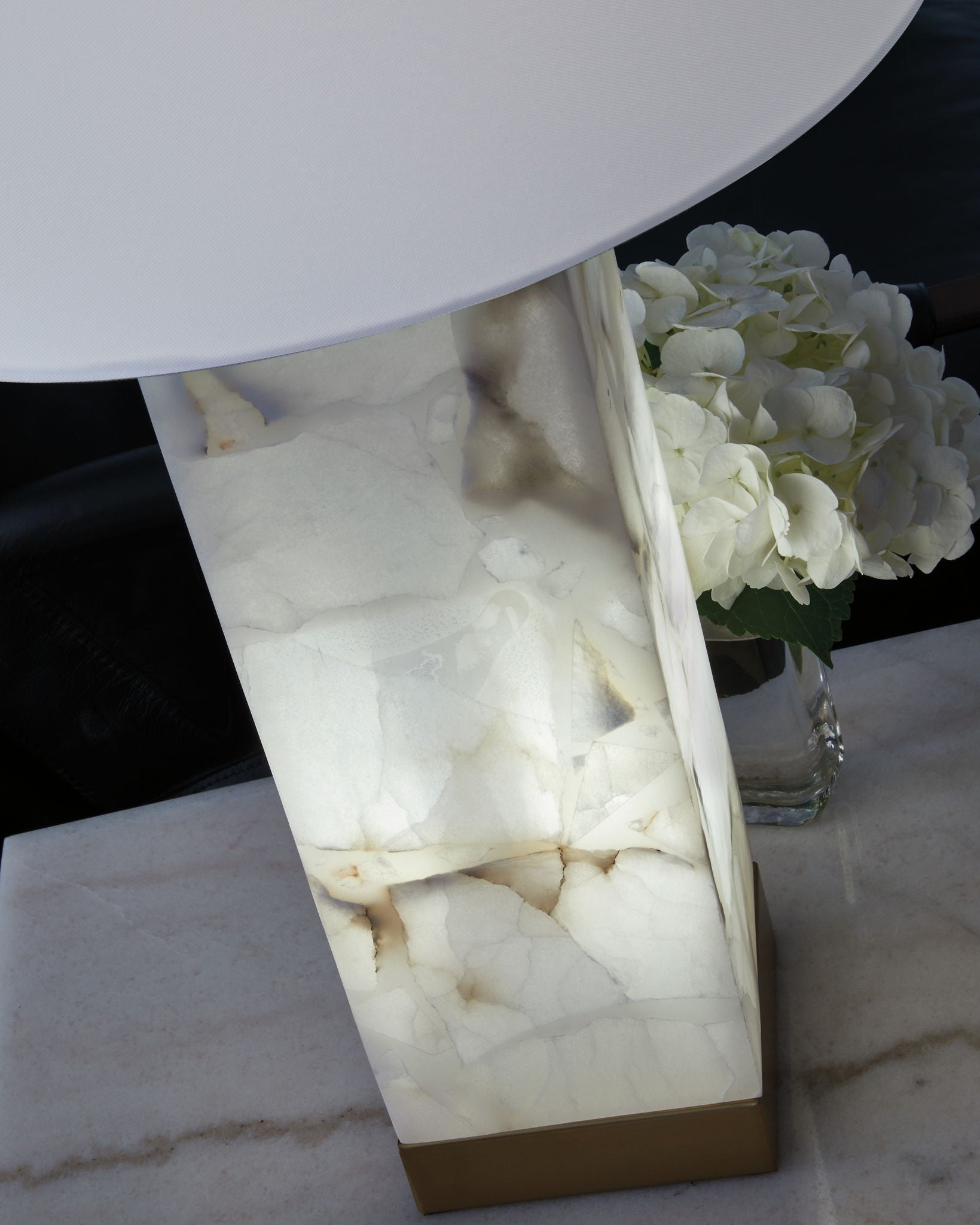 Linderfield - White / Gold Finish - Alabaster Table Lamp - Urban Living Furniture (Los Angeles, CA)