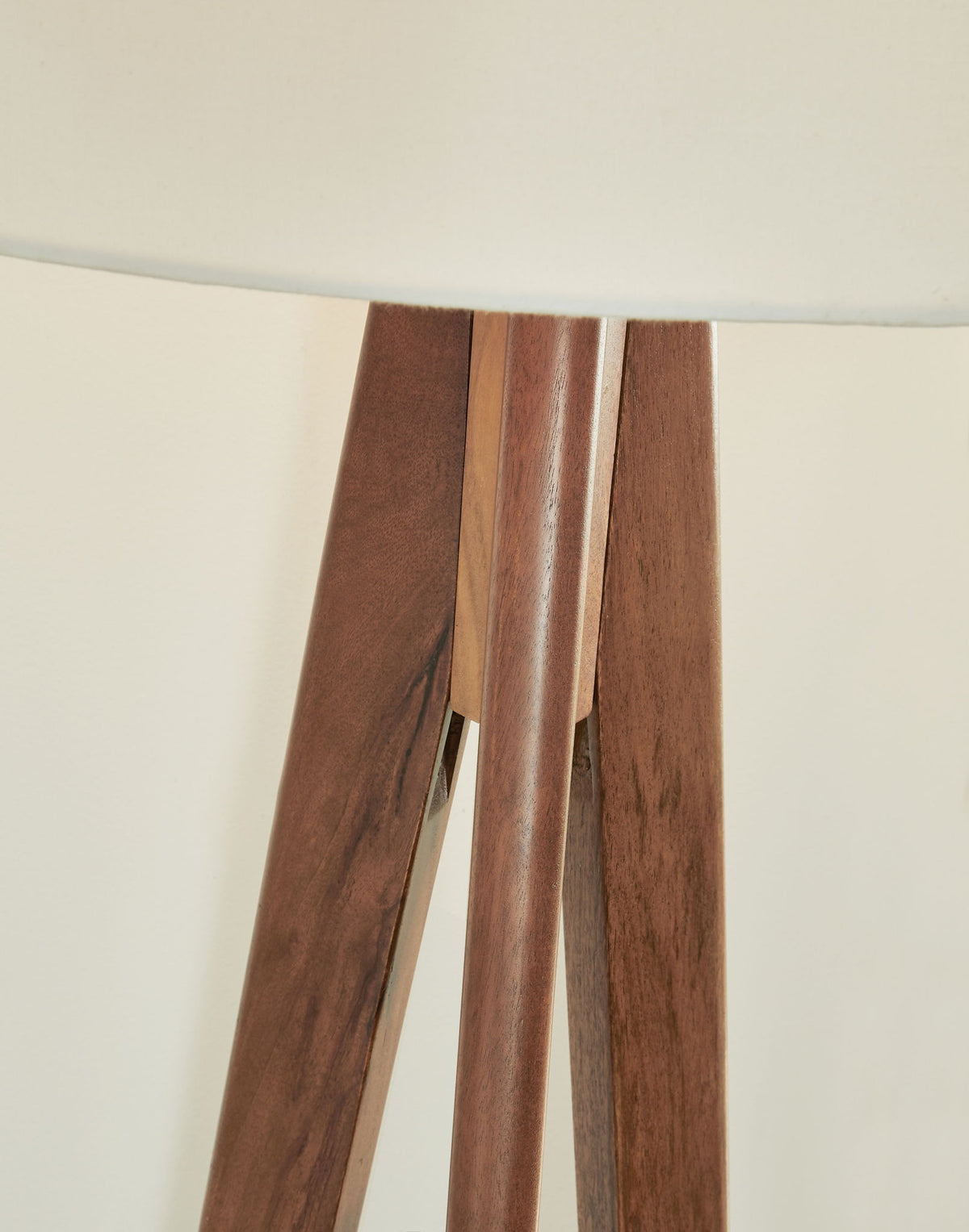 Dallson - Wood Floor Lamp - Brown - Urban Living Furniture (Los Angeles, CA)