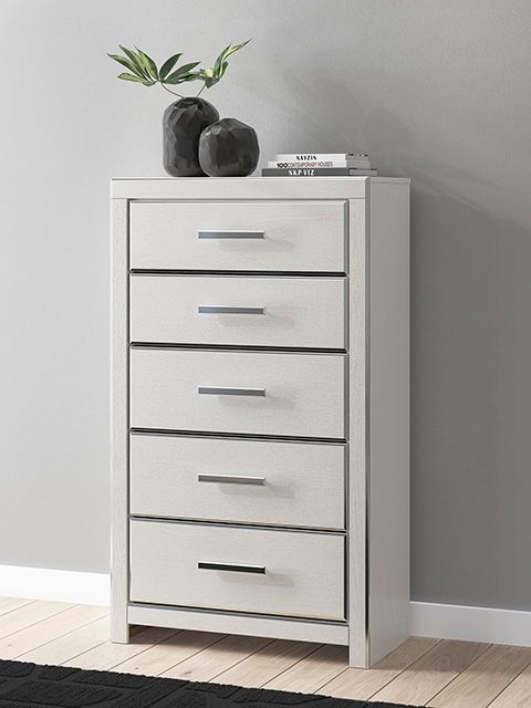Zuraleus - Five Drawer Chest - Urban Living Furniture (Los Angeles, CA)