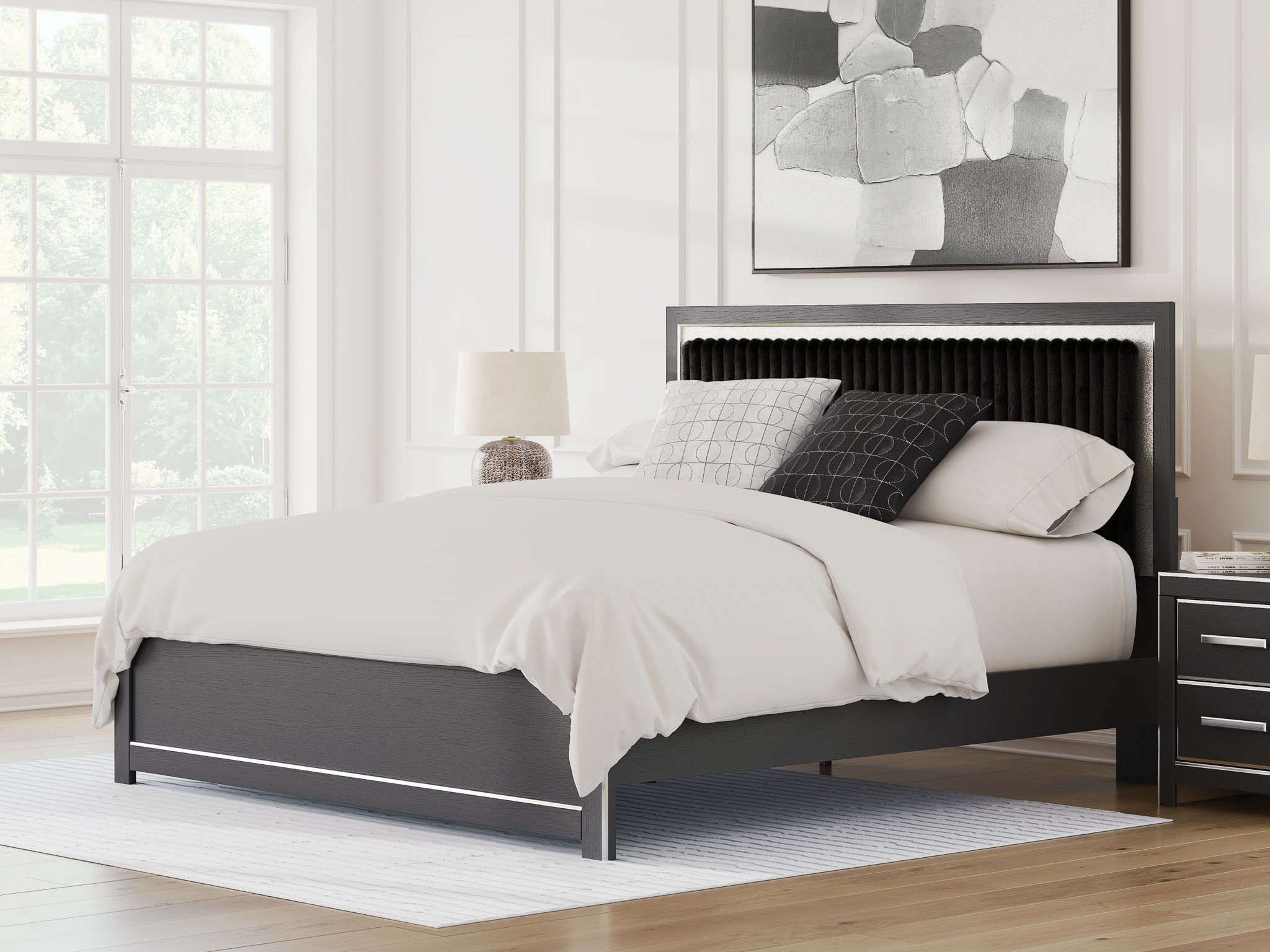 Zuraleus - Upholstered Panel Platform Bed With Roll Slats - Urban Living Furniture (Los Angeles, CA)