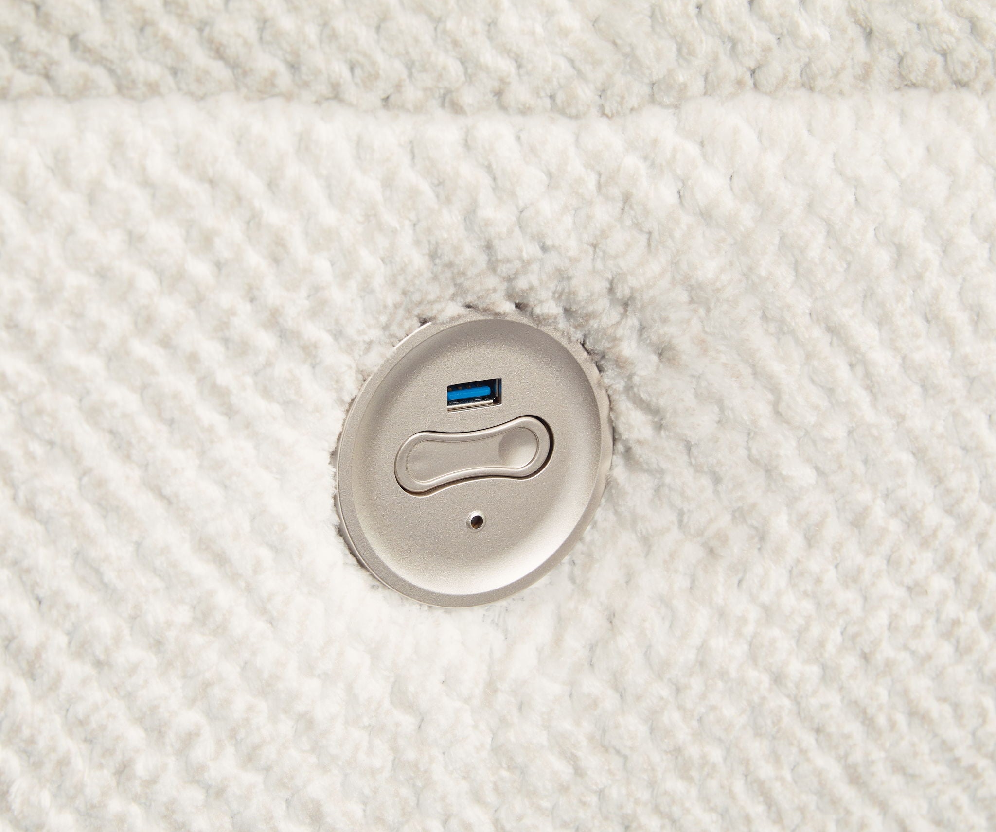 Keensburg - Power Reclining Sectional - Urban Living Furniture (Los Angeles, CA)