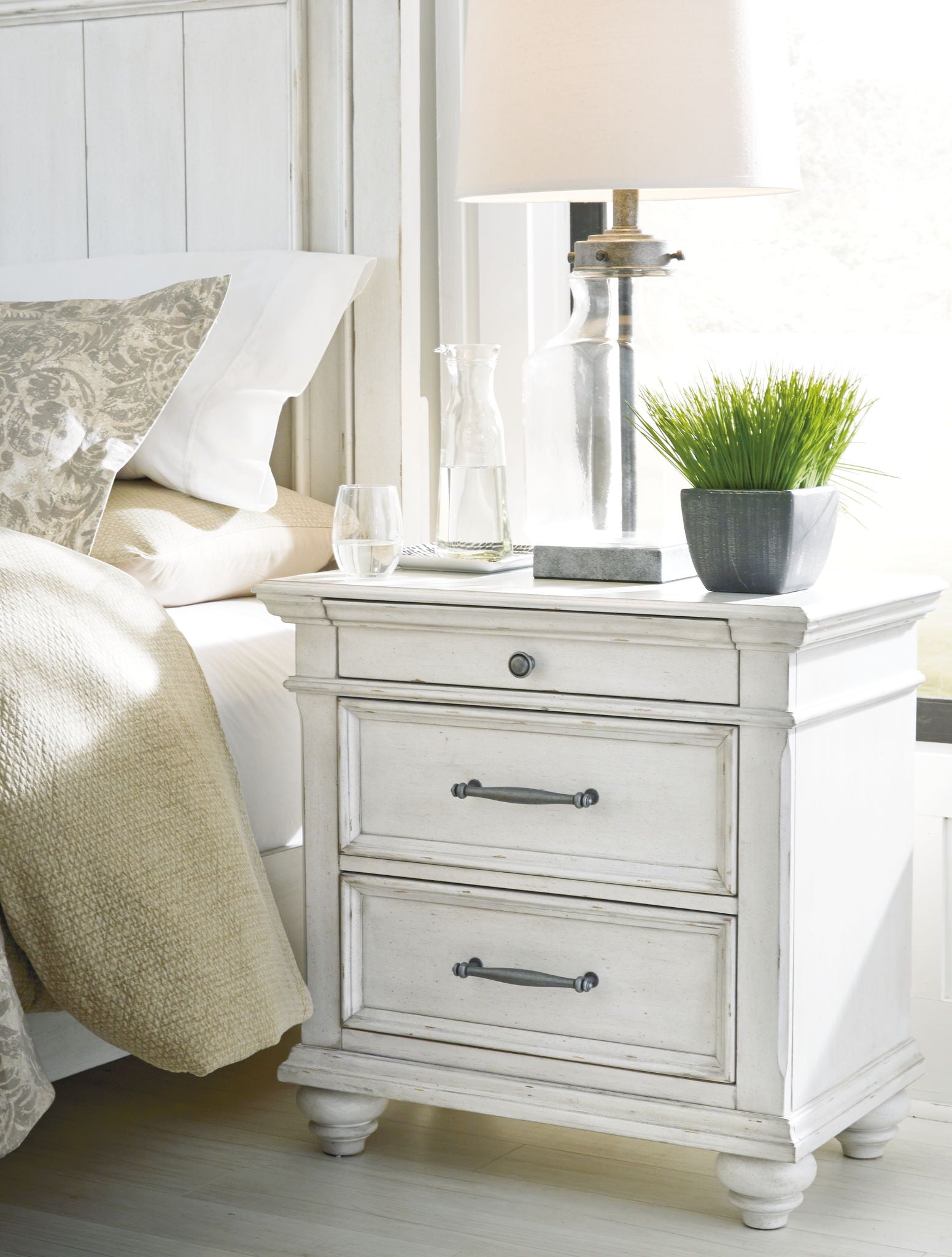Kanwyn - Whitewash - Three Drawer Night Stand - Urban Living Furniture (Los Angeles, CA)
