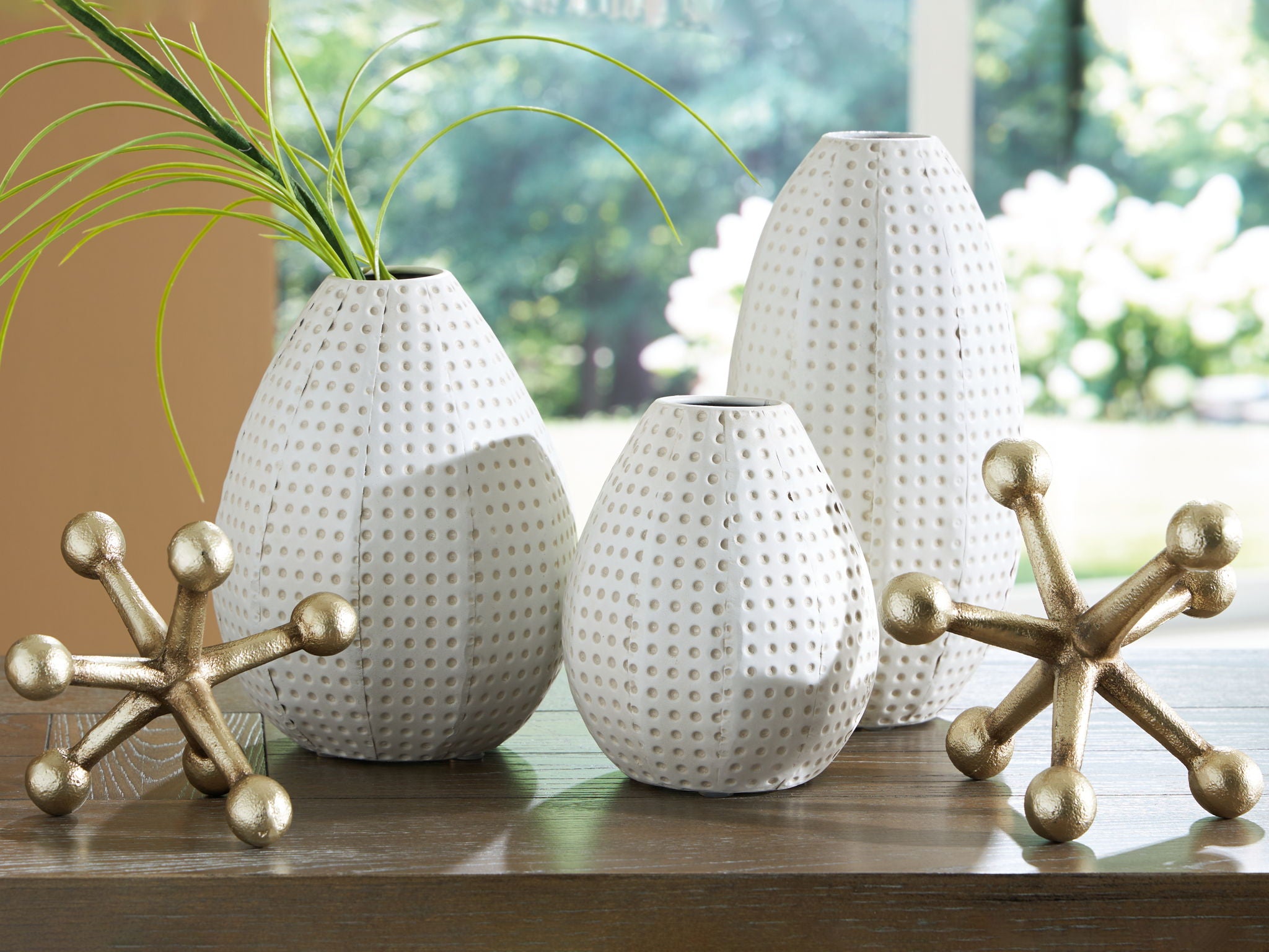 Azerton - White / Gold Finish - Accessory Set (Set of 5) - Urban Living Furniture (Los Angeles, CA)