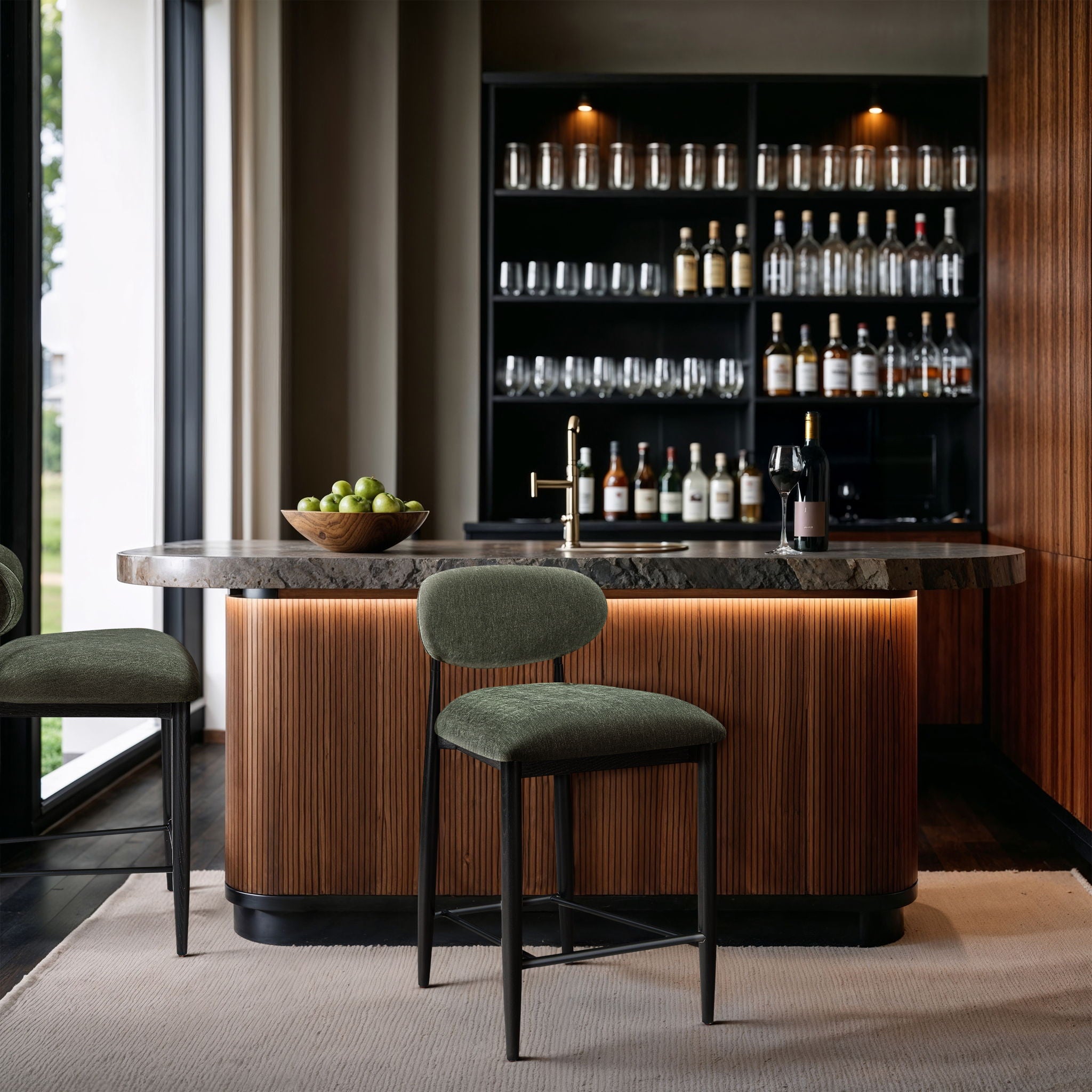 Riccio - Stool - Black Frame