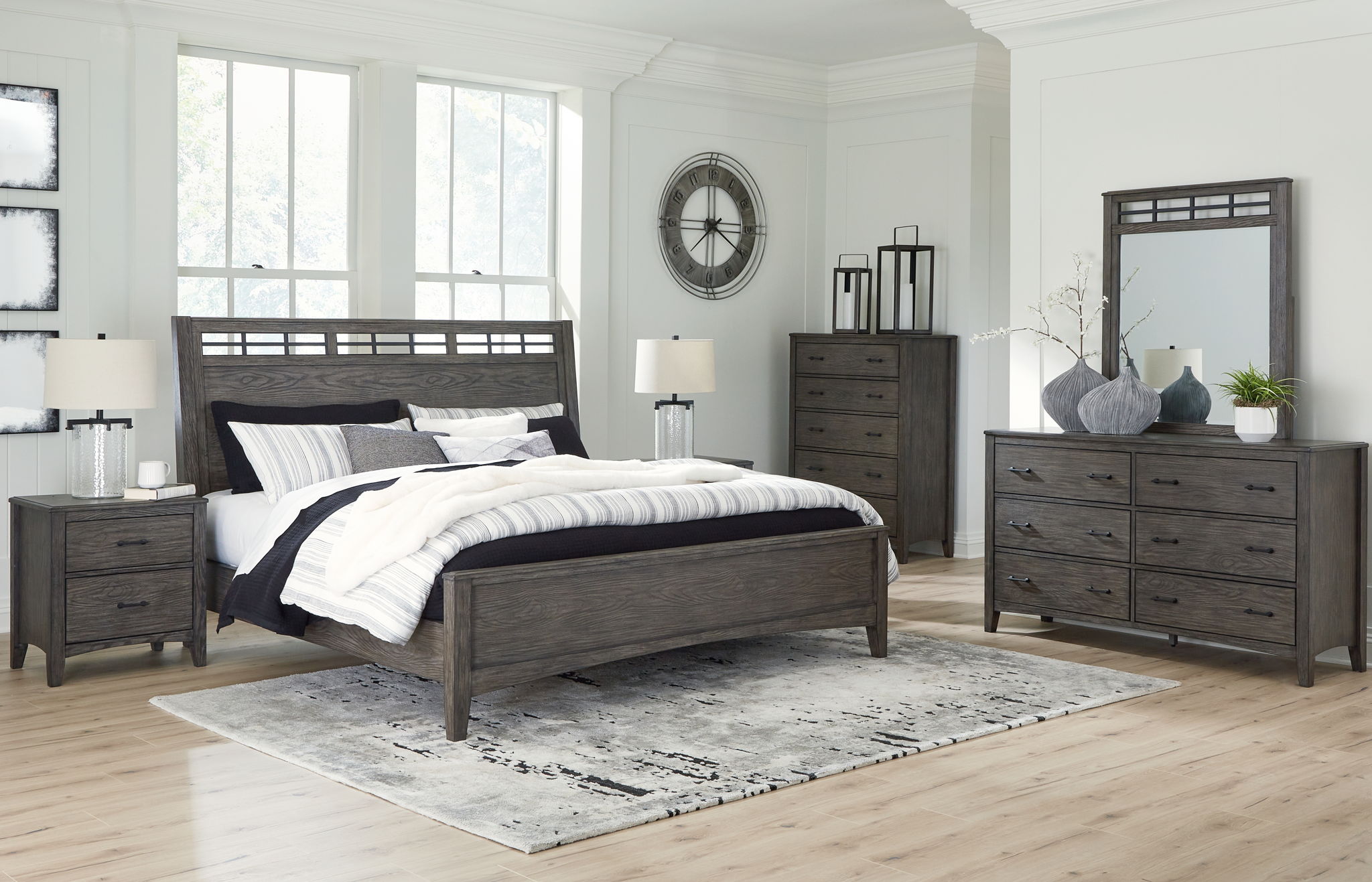 Montillan - Panel Bedroom Set - Urban Living Furniture (Los Angeles, CA)