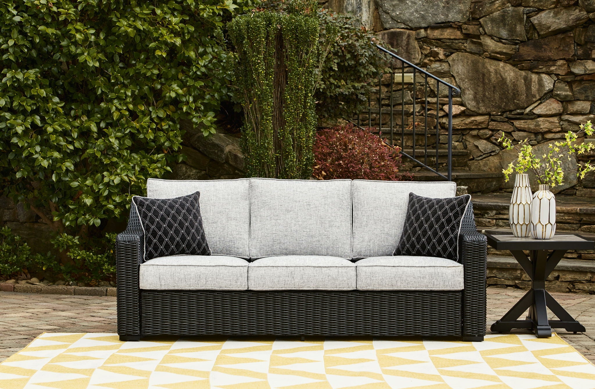 Beachcroft - Sofa With Cushion - Urban Living Furniture (Los Angeles, CA)