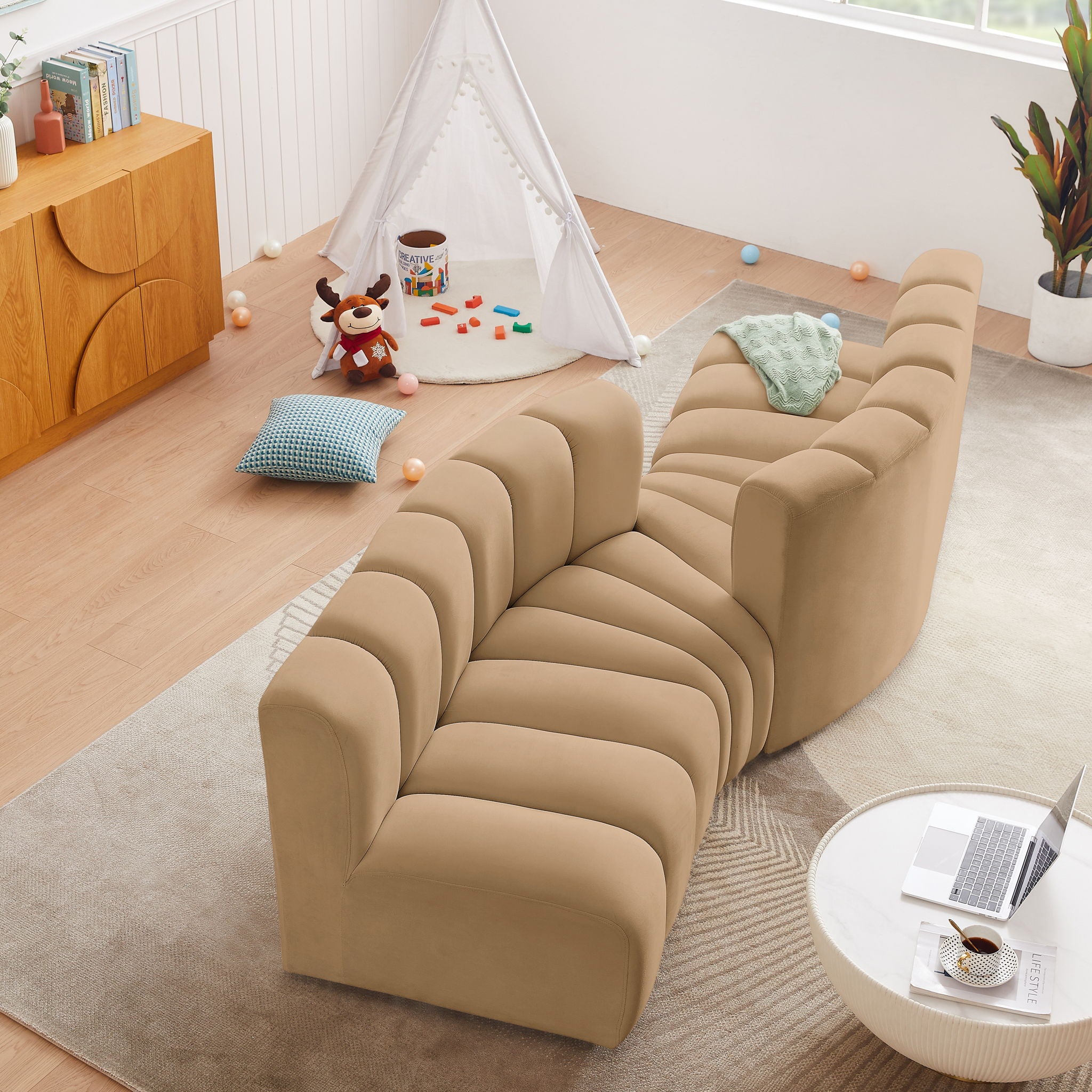 Arc - Velvet 4 Piece Sofa