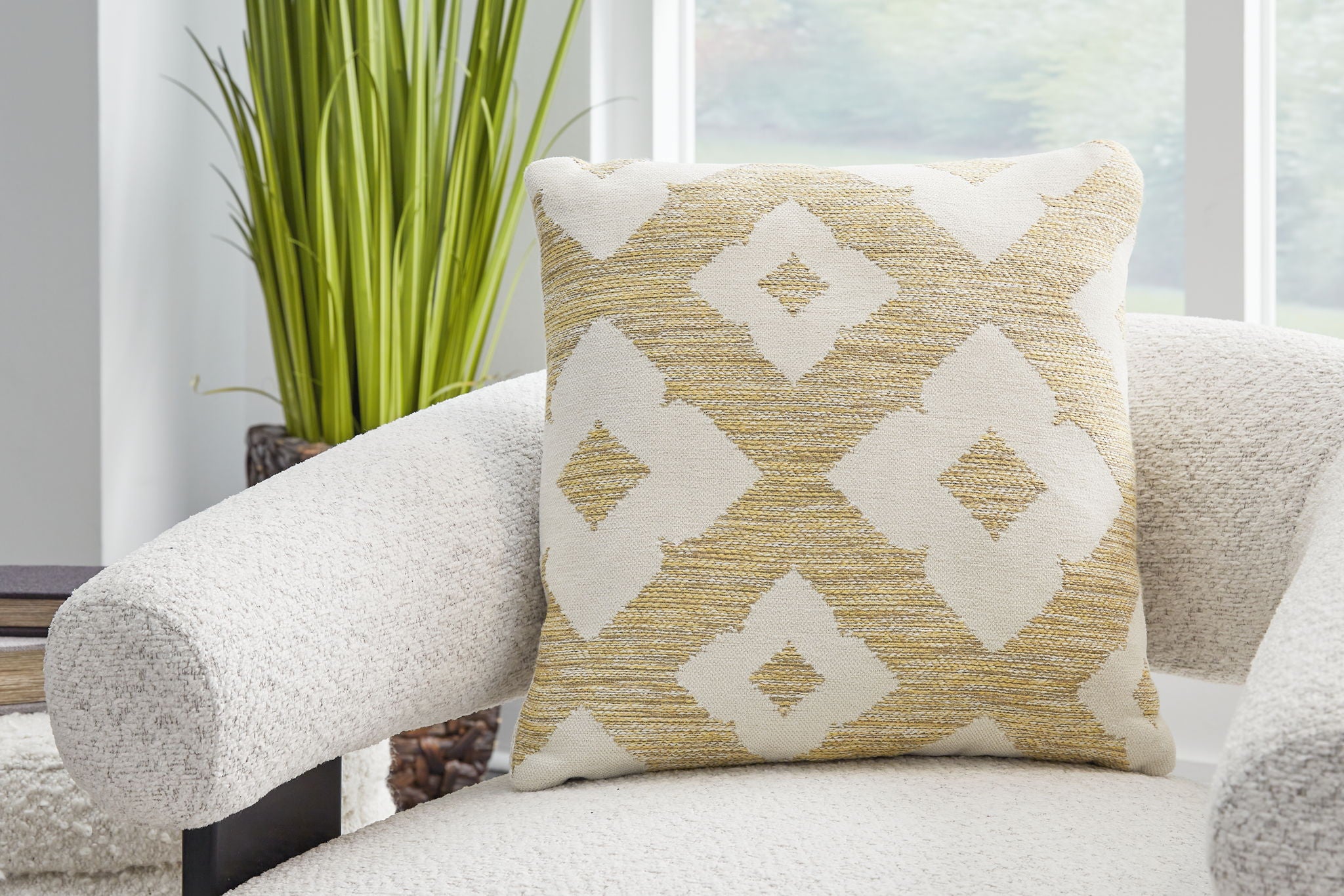 Brockner Next-Gen Nuvella - Pillow (Set of 4) - Brown / Yellow - Urban Living Furniture (Los Angeles, CA)