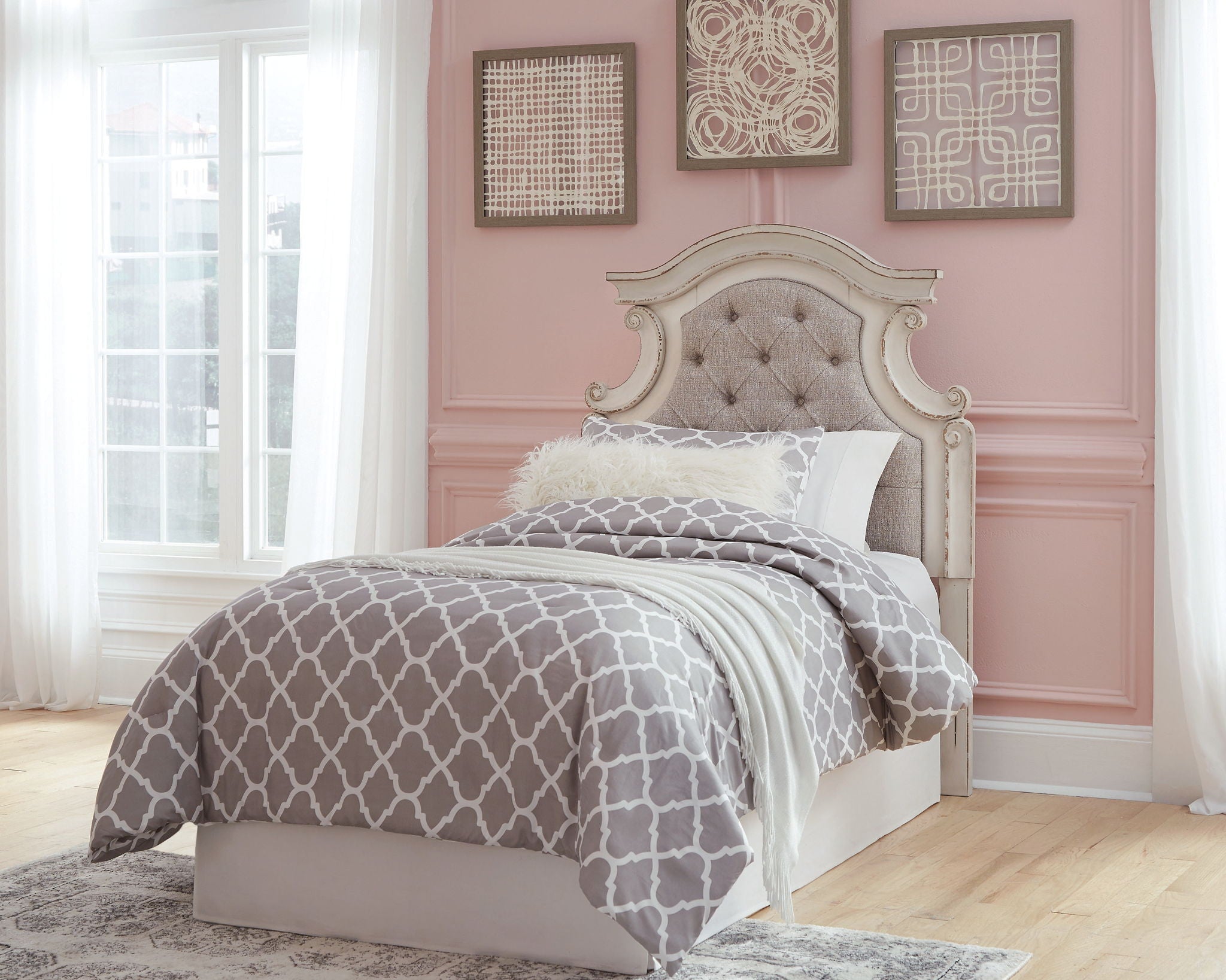 Realyn - Twin UPH Panel Headboard - Chipped White