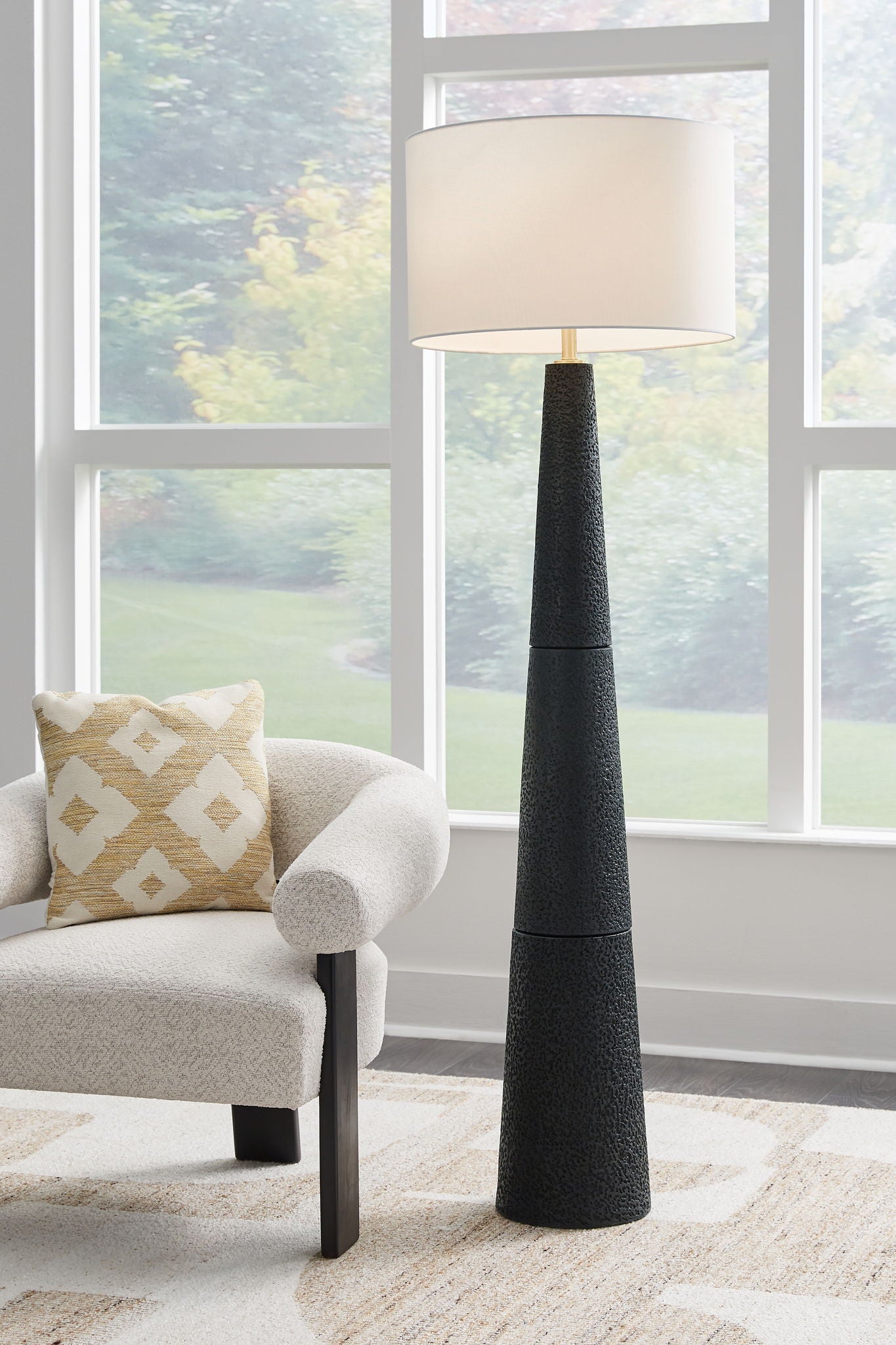 Hallburg - Black - Poly Floor Lamp - Urban Living Furniture (Los Angeles, CA)