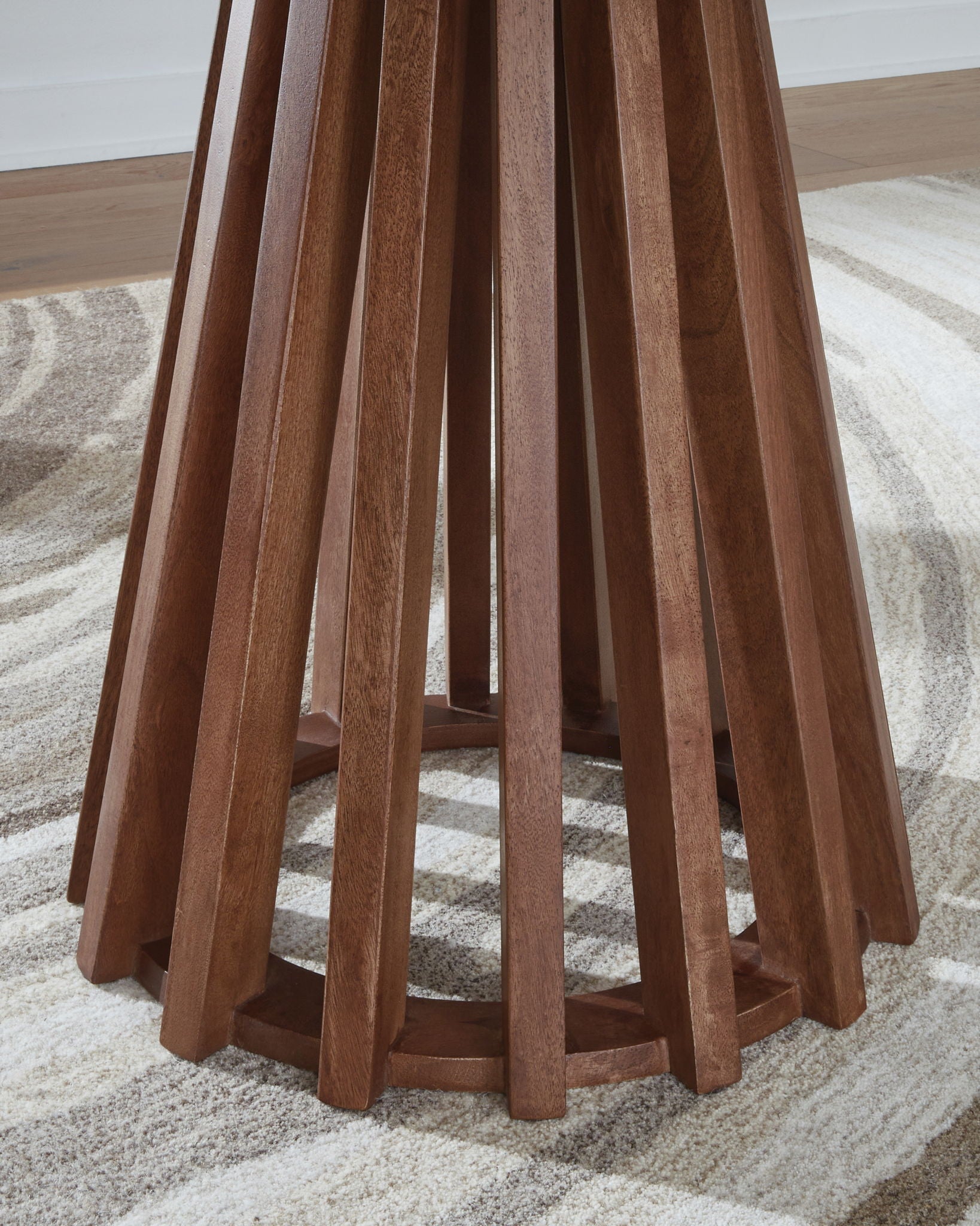 Kallari - Round End Table - Warm Brown / Black - Urban Living Furniture (Los Angeles, CA)