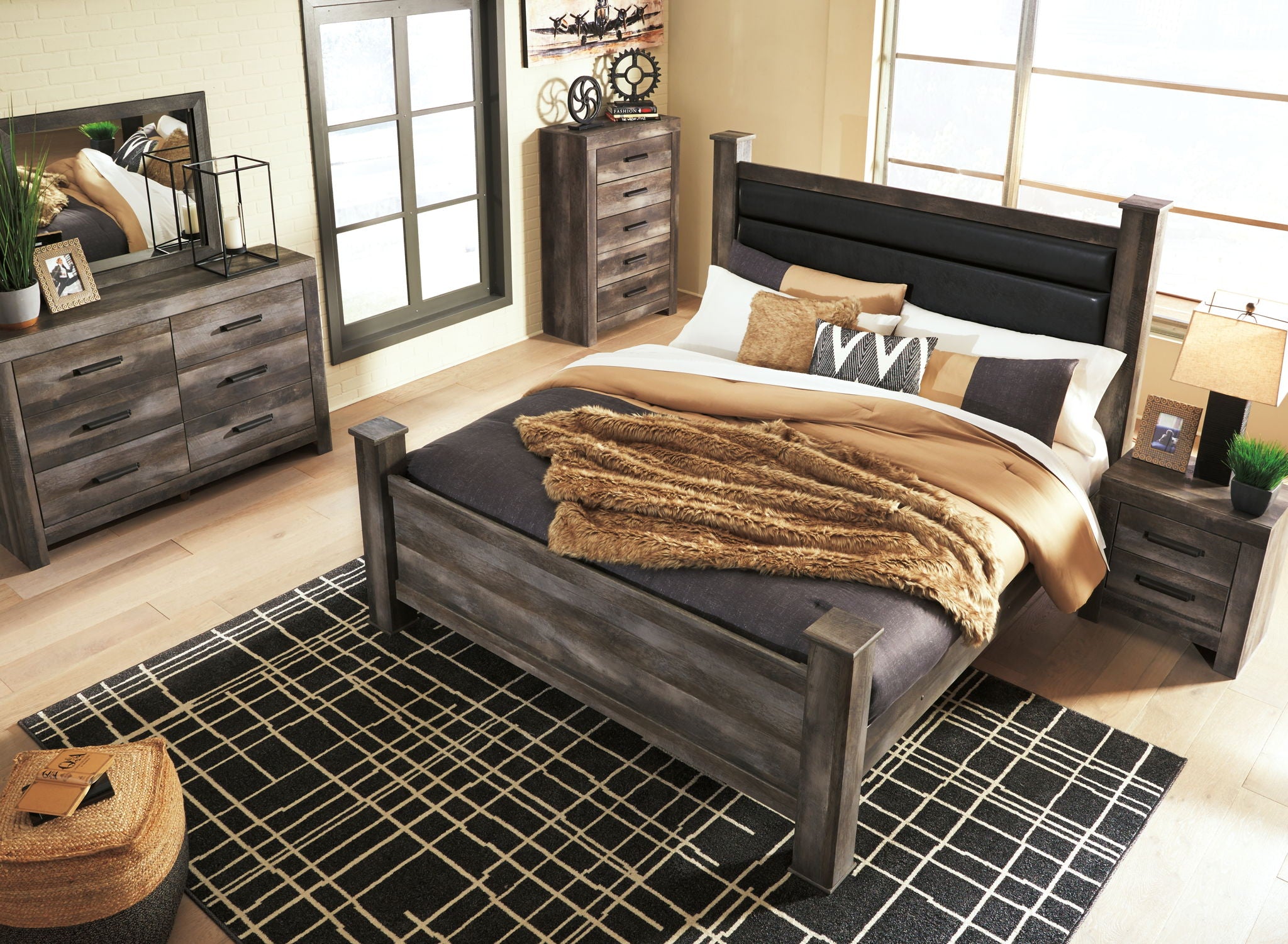 Wynnlow - Poster Bed - Urban Living Furniture (Los Angeles, CA)