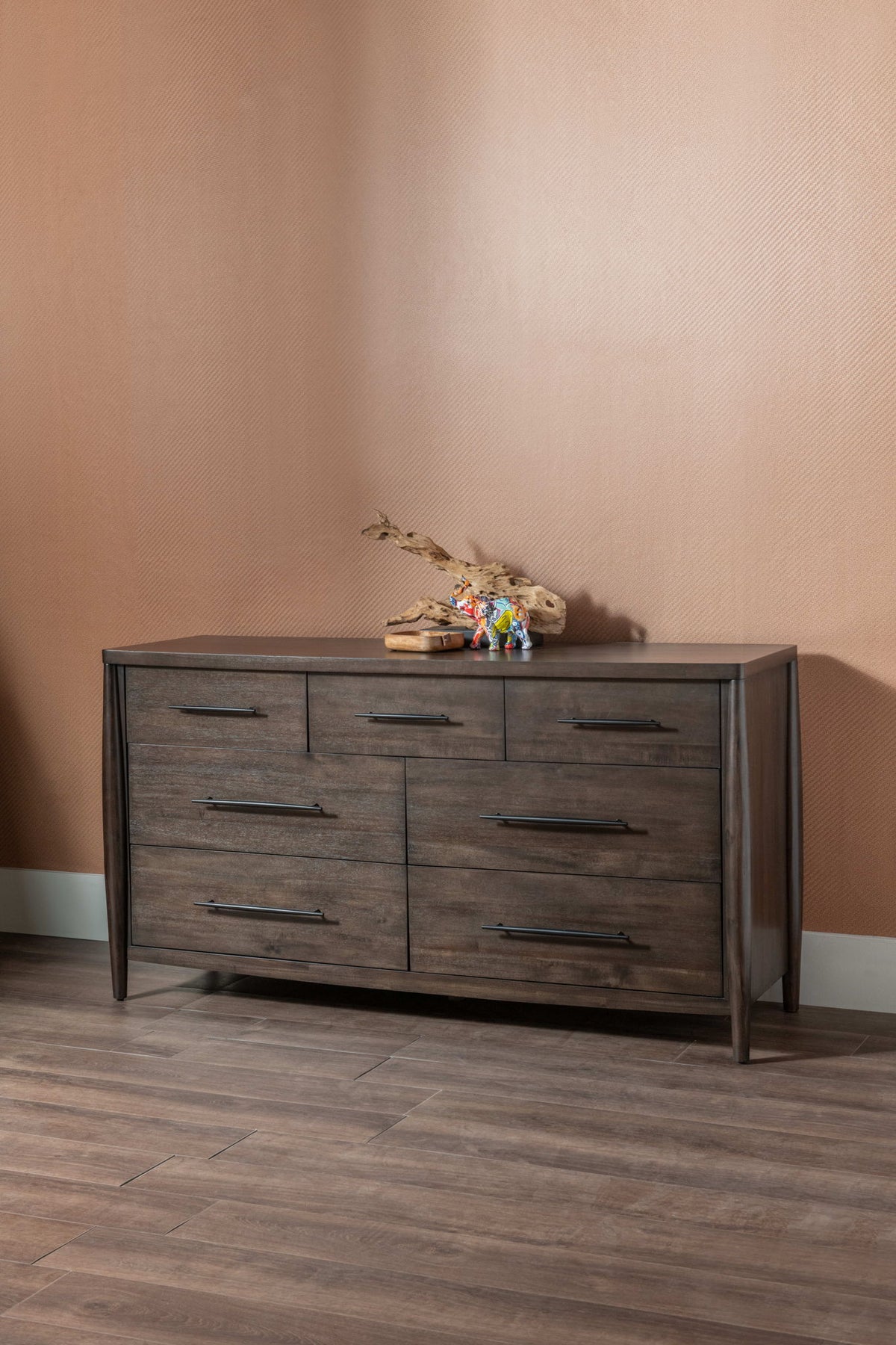 Koko - Seven Drawer Acacia Wood Dresser - Minx