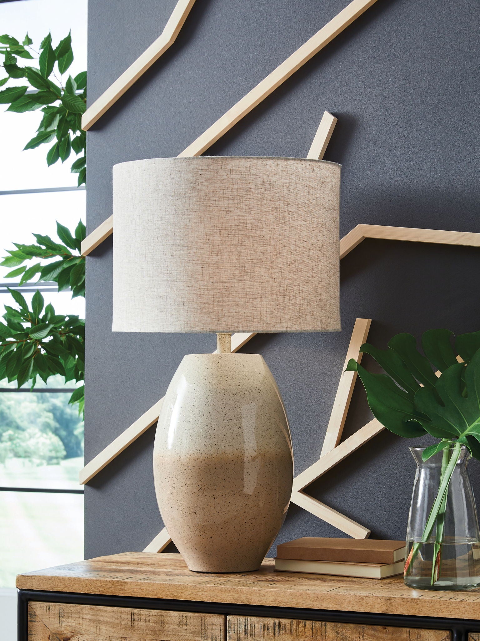 Linas - Cream / Beige - Metal Table Lamp - Urban Living Furniture (Los Angeles, CA)