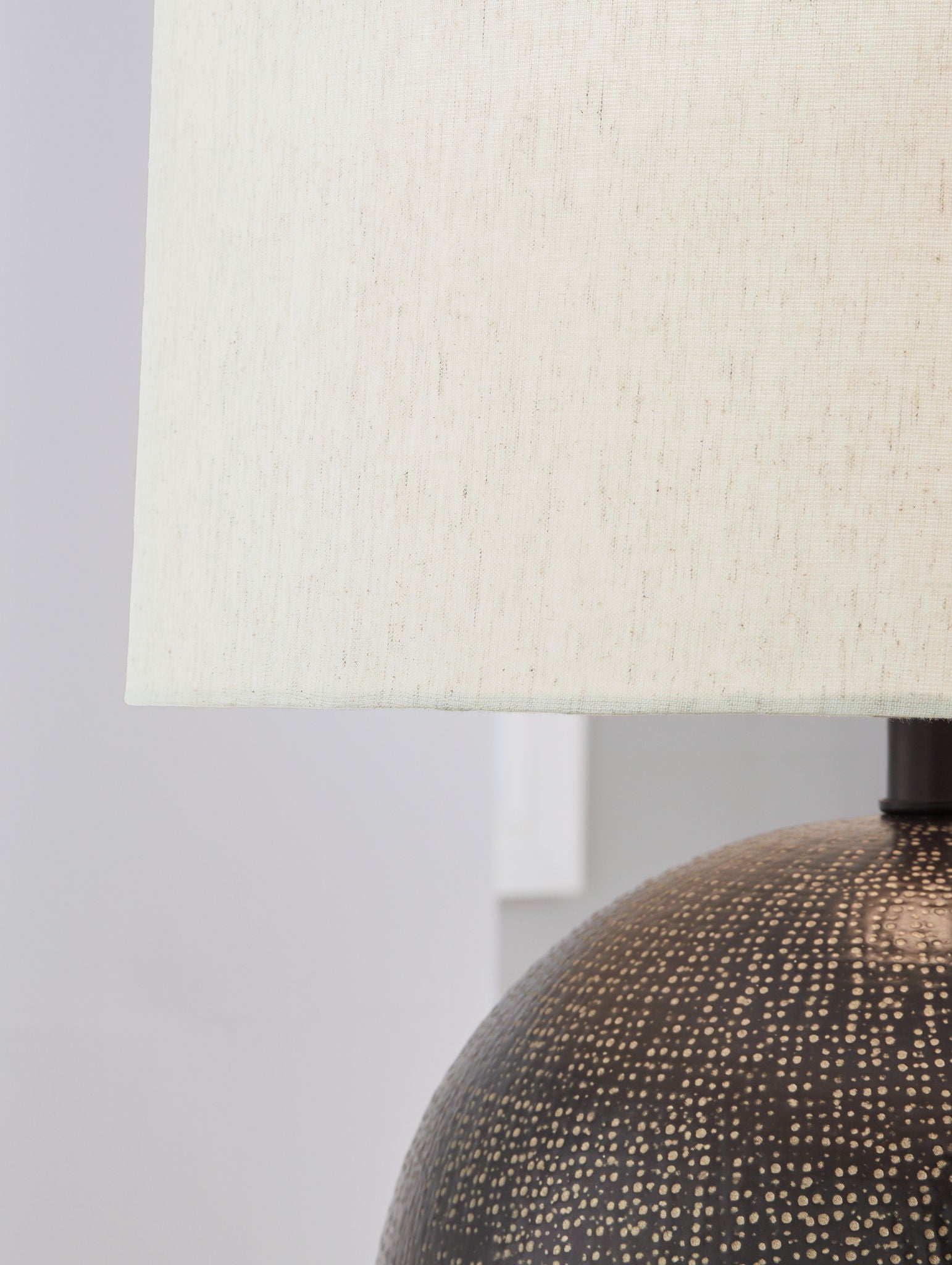 Hambell - Black / Gold Finish - Metal Table Lamp - Urban Living Furniture (Los Angeles, CA)