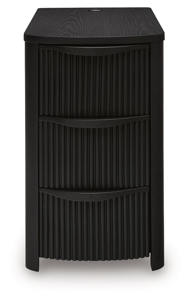 Camdill - Chair Side End Table - Urban Living Furniture (Los Angeles, CA)