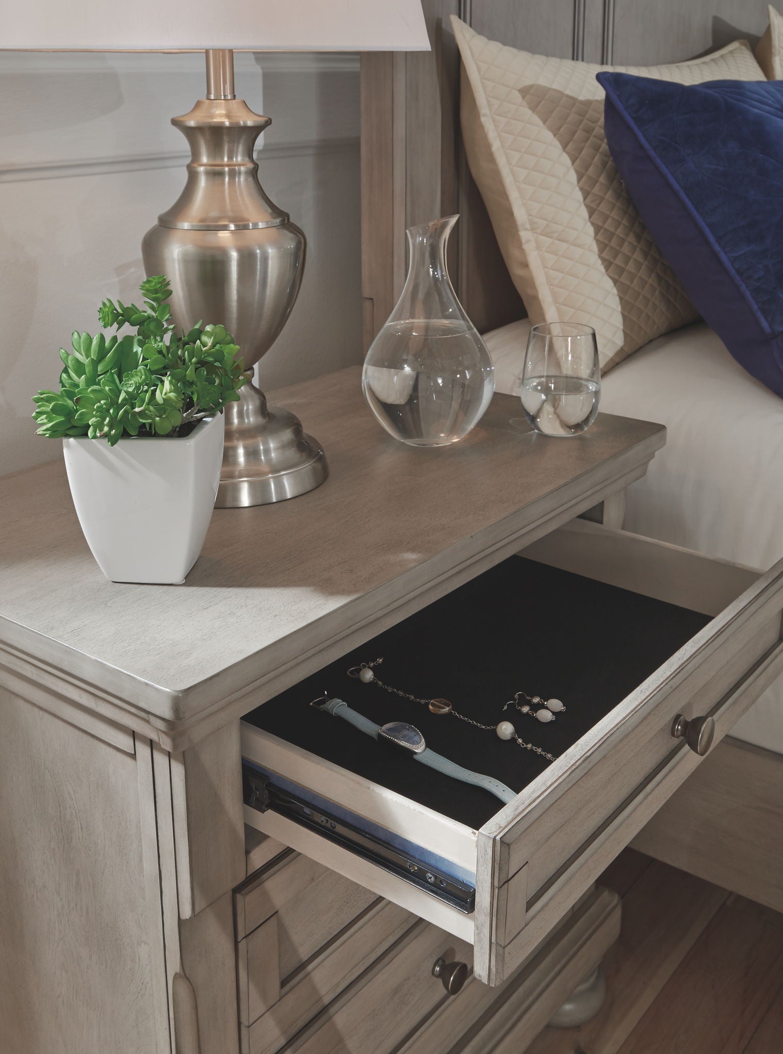 Lettner - Two Drawer Night Stand - Light Gray - Urban Living Furniture (Los Angeles, CA)