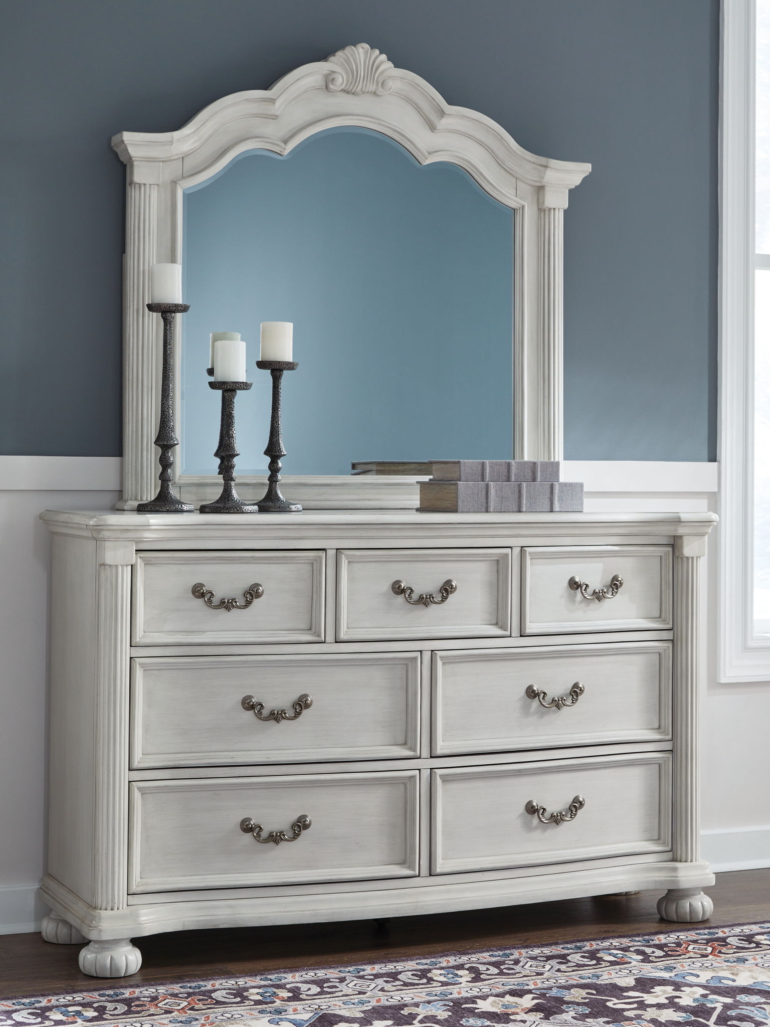 Montelaine - Antique White - Dresser And Mirror - Urban Living Furniture (Los Angeles, CA)