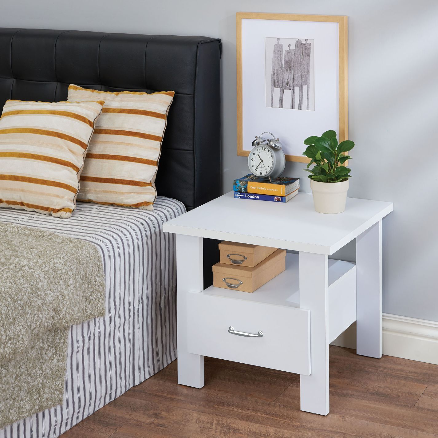 Delano - Accent Table - White - Urban Living Furniture (Los Angeles, CA)